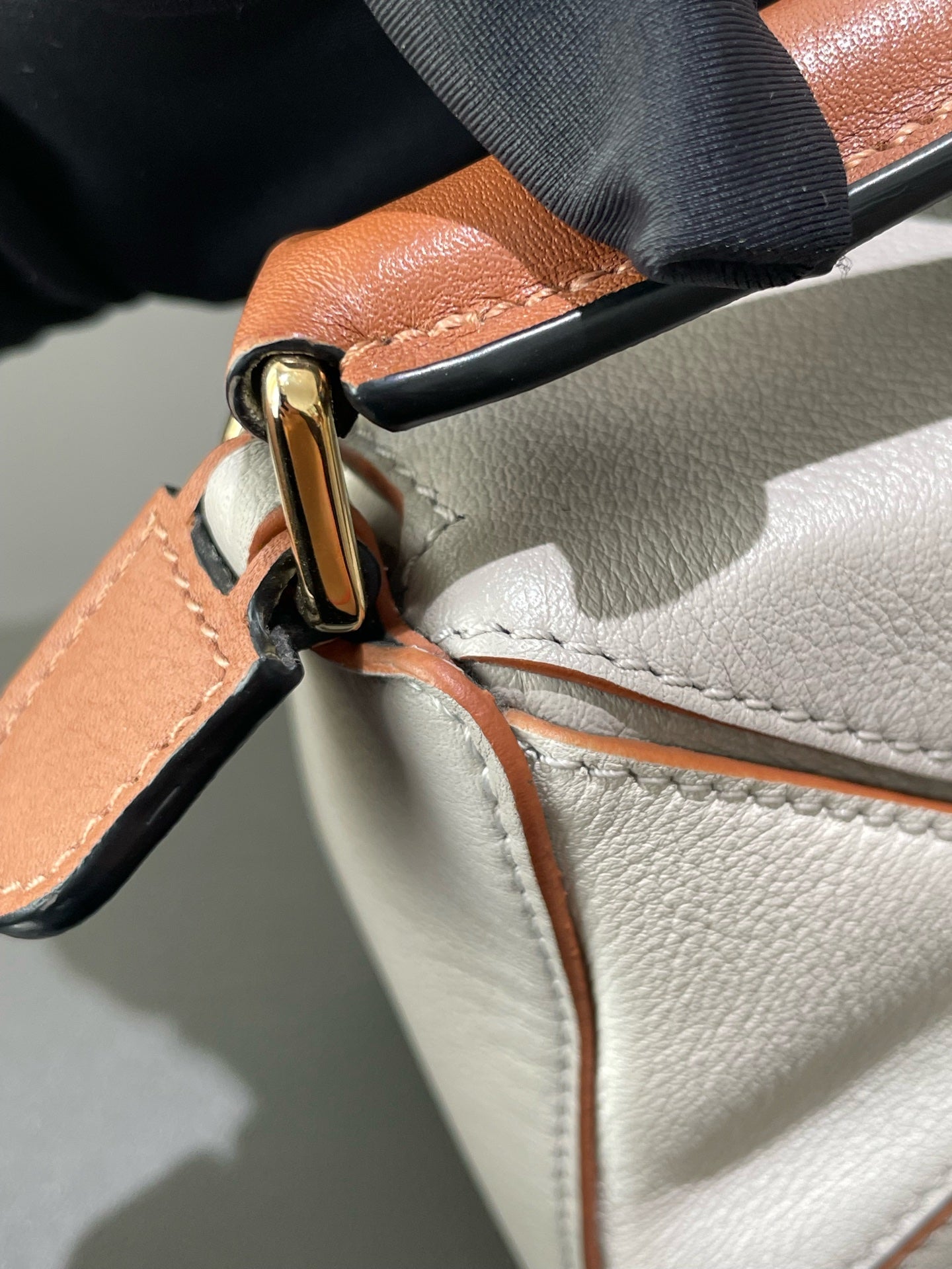 Loewe - Puzzle mini - Calfskin leather - Multicolour (Caramel, Khaki Brown, and White) - (mini)