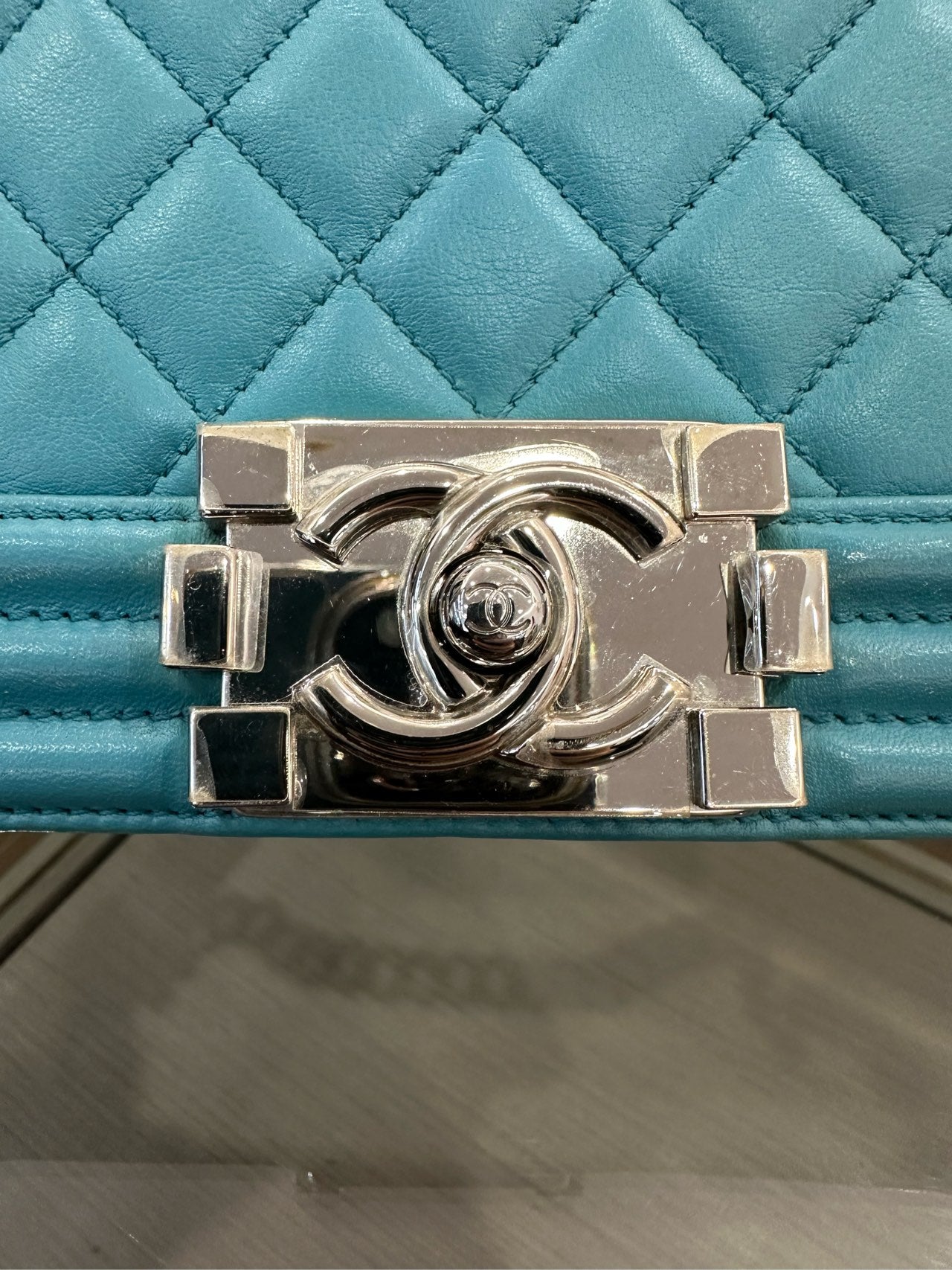 Chanel - Le Boy - Cowhide leather - Blue - (Medium)