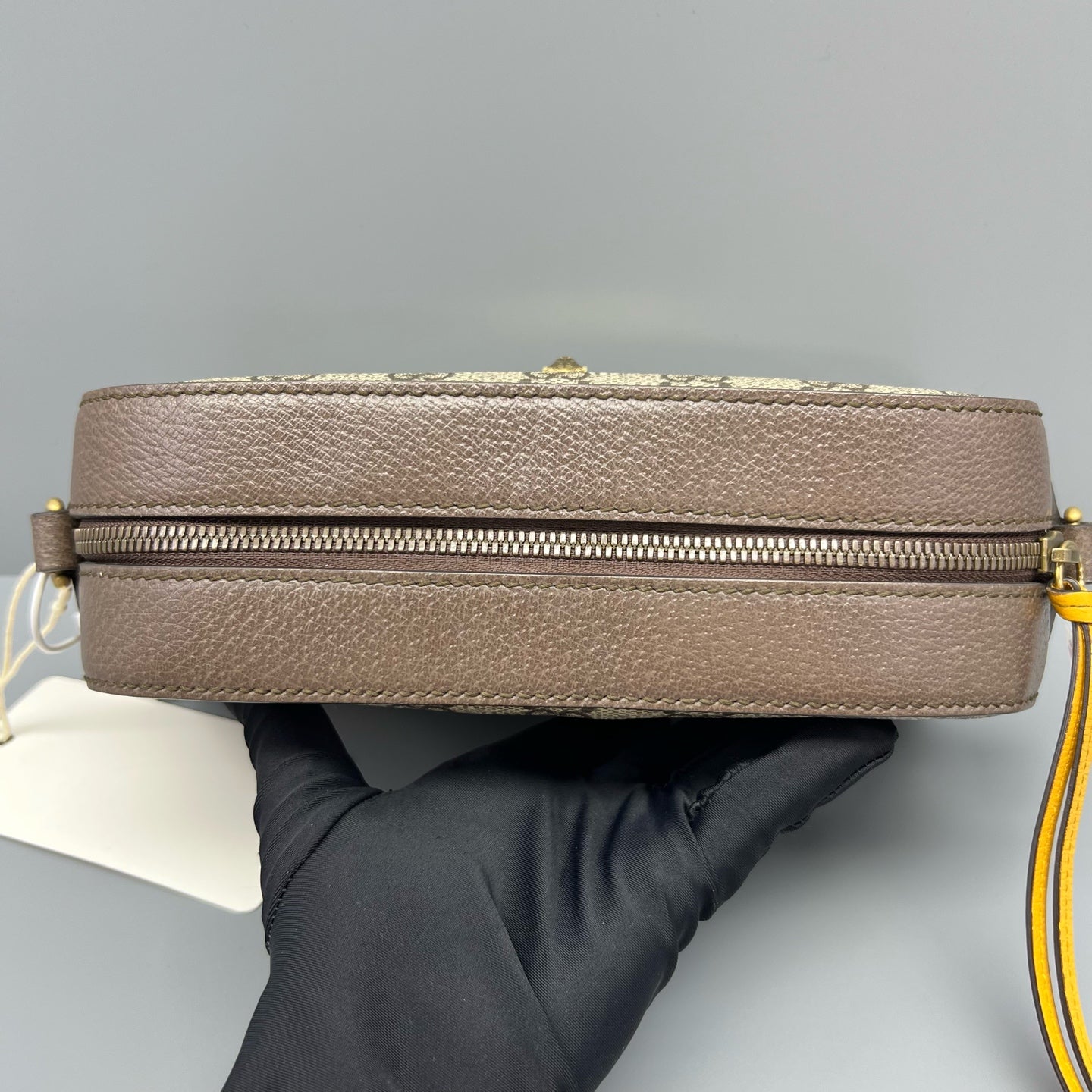 Gucci - GG Supreme Tiger Head Camera Bag - GG Supreme canvas with pebbled leather trim - Beige and Brown with multicolour strap - (Small)