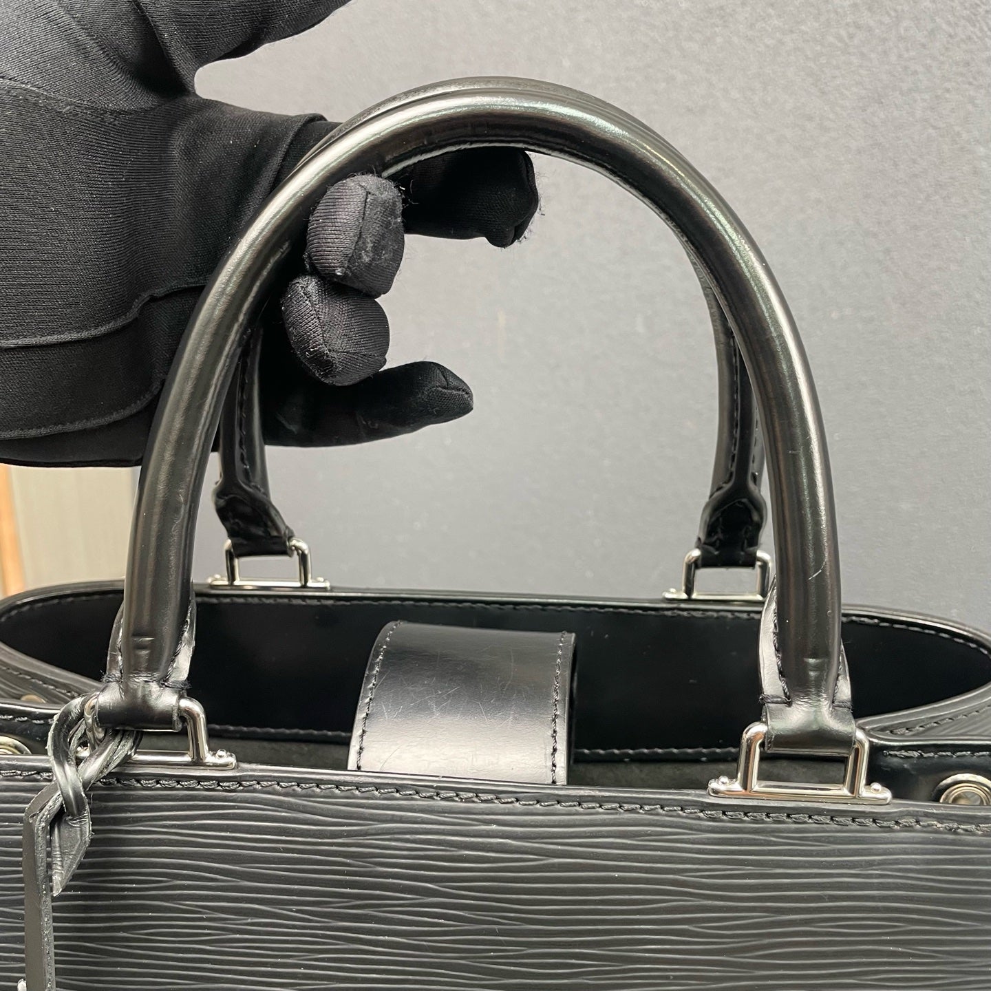 Louis Vuitton - Kleber - Epi leather - Black - (Medium)