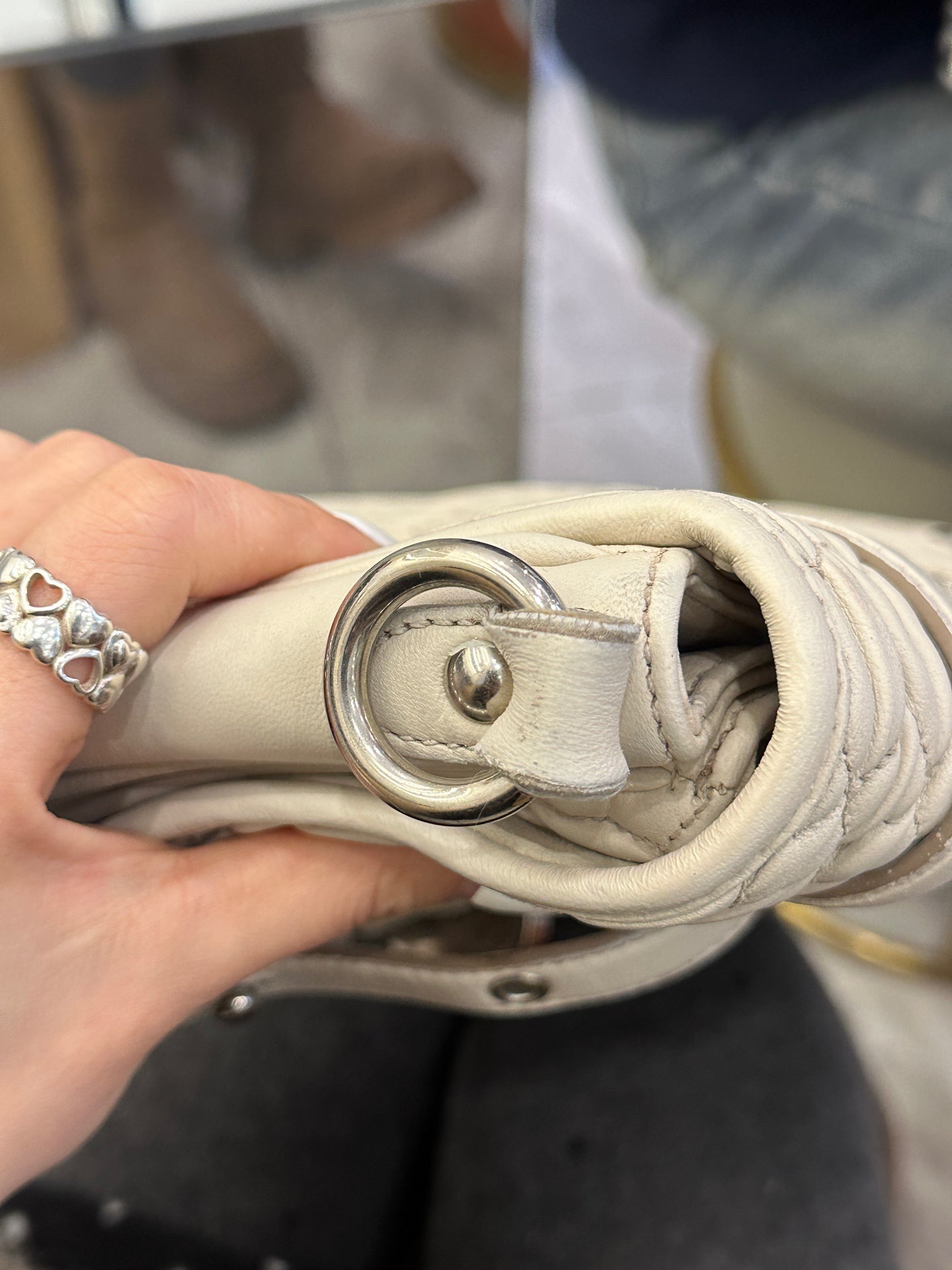 Miu Miu - Matelassé Messenger Bag - Lambskin leather - Beige - (Medium)