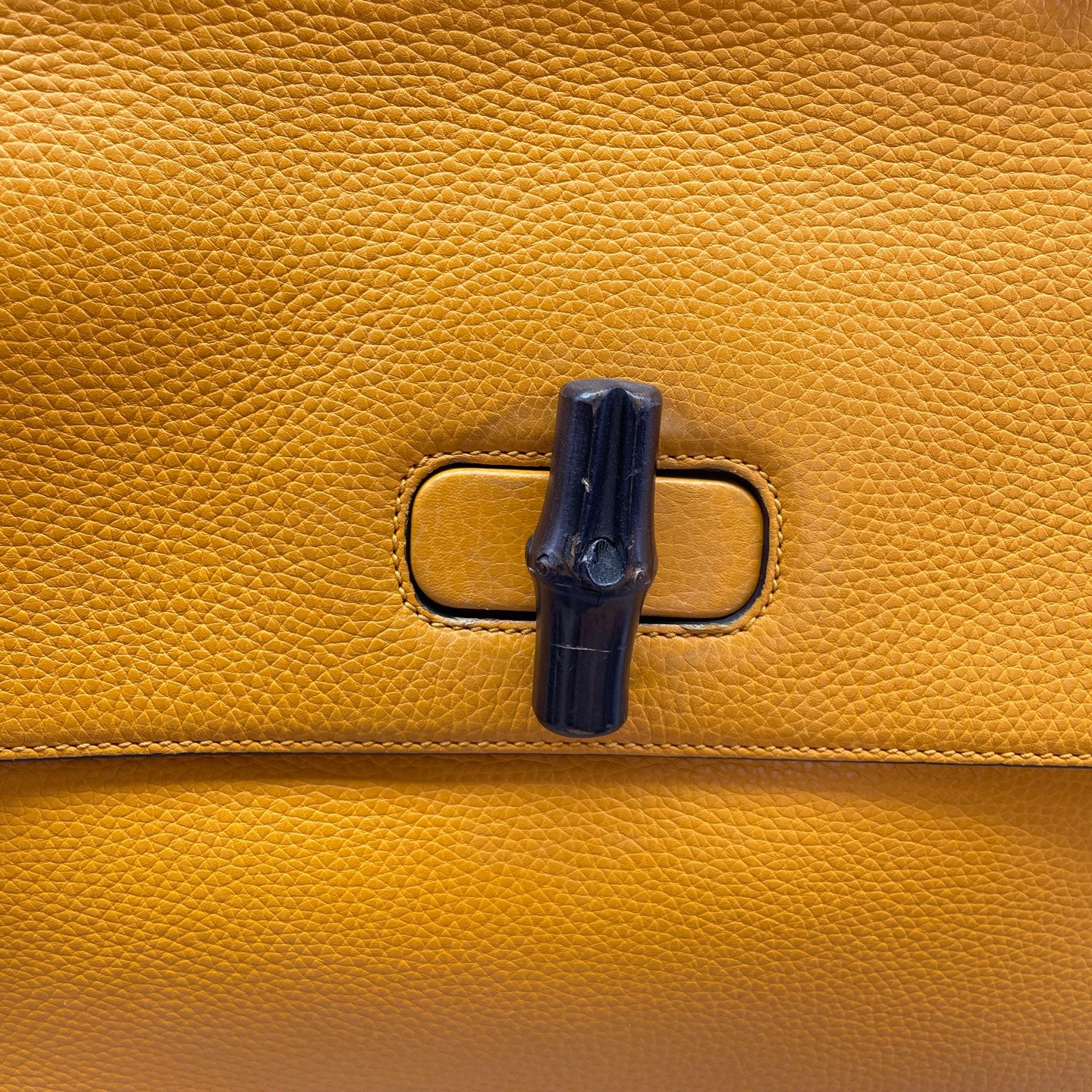 Gucci - Bamboo Top Handle Handbag - Grained leather - Yellow - (medium)