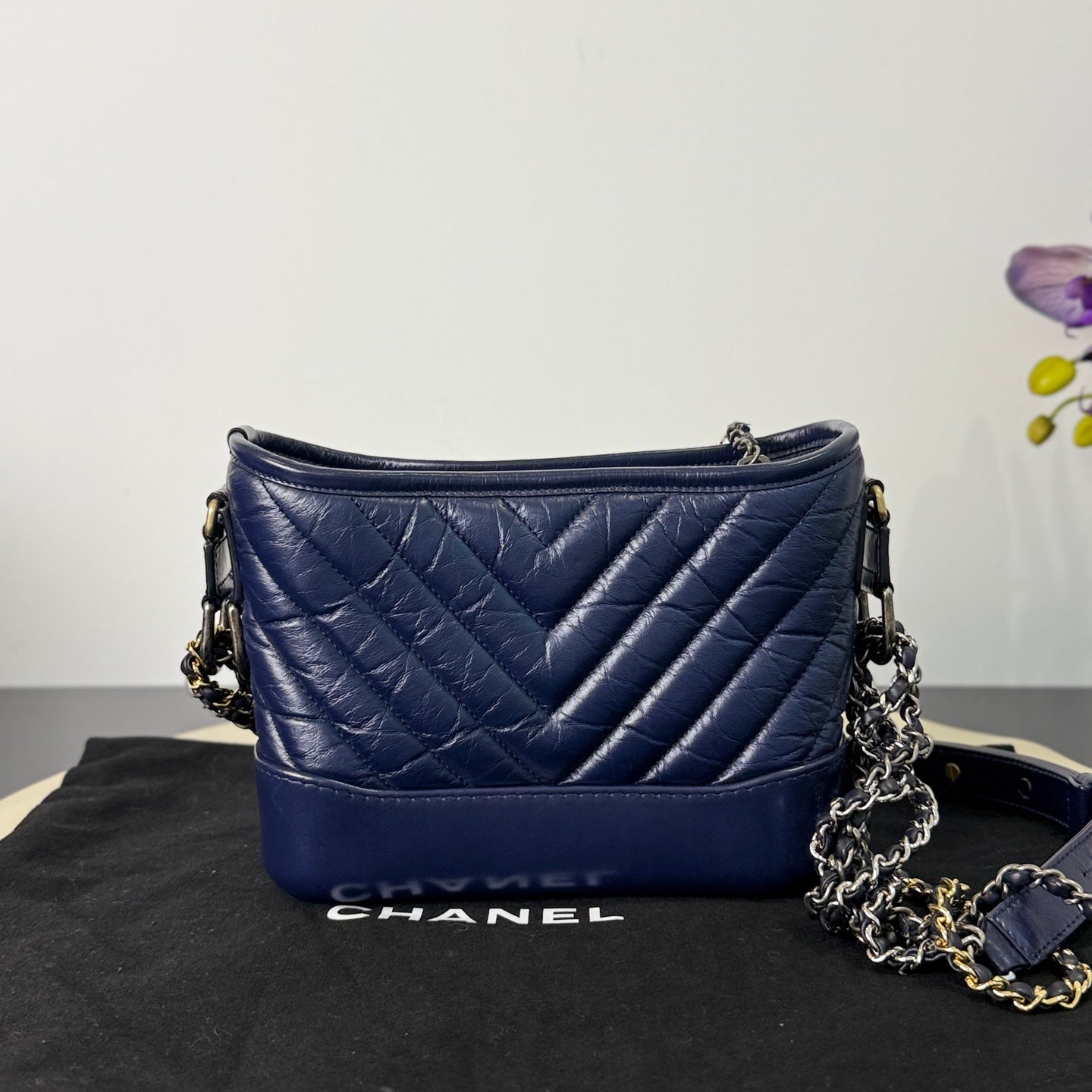 Chanel - Gabrielle Hobo Small - Aged calfskin leather - Navy - (small)