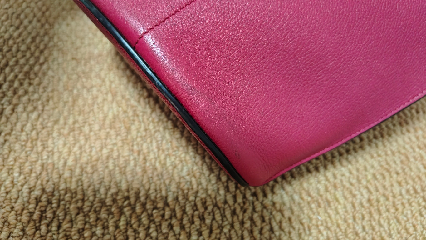 Loewe - Gate Bucket Bag - Pebbled grain leather - Burgundy - (medium)