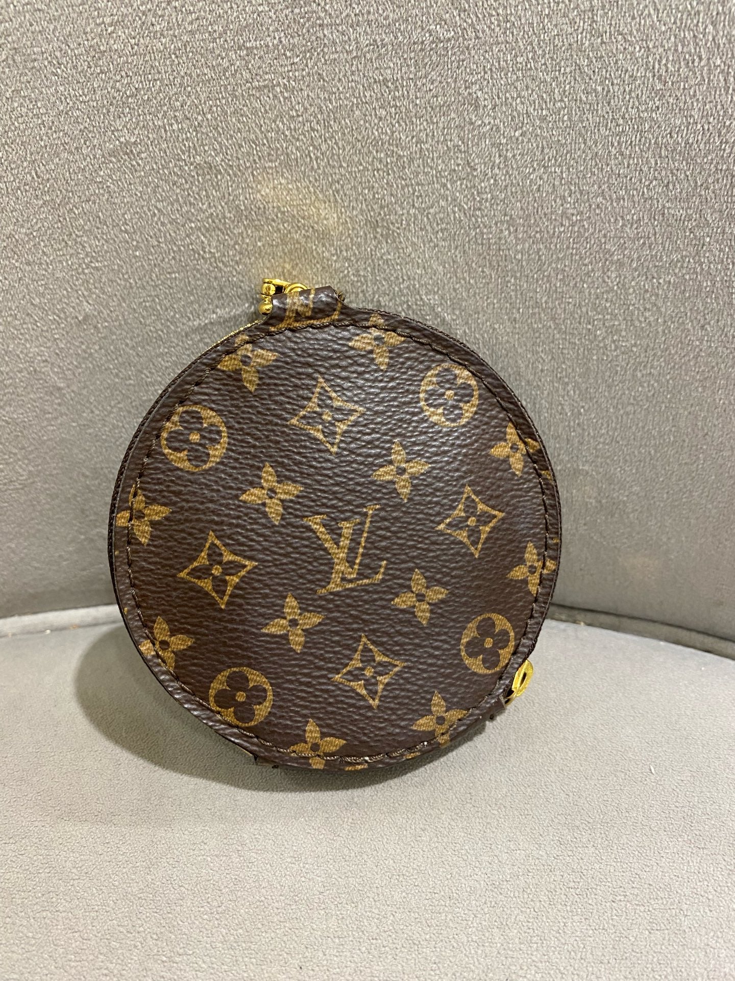 Louis Vuitton - Multi Pochette Accessoires - Monogram coated canvas with natural cowhide leather trim and fabric strap - Brown and Green - (medium)