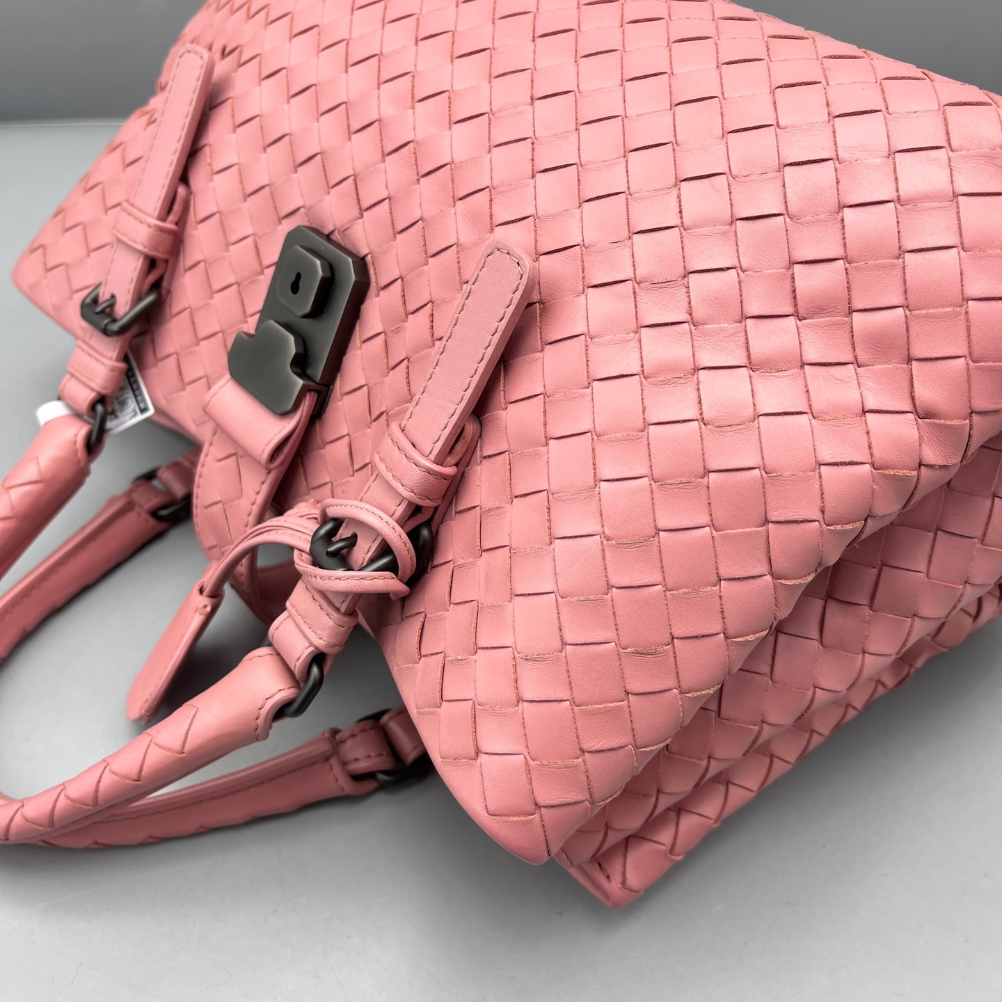 Bottega Veneta - Roma - Leather - Pink - (medium)