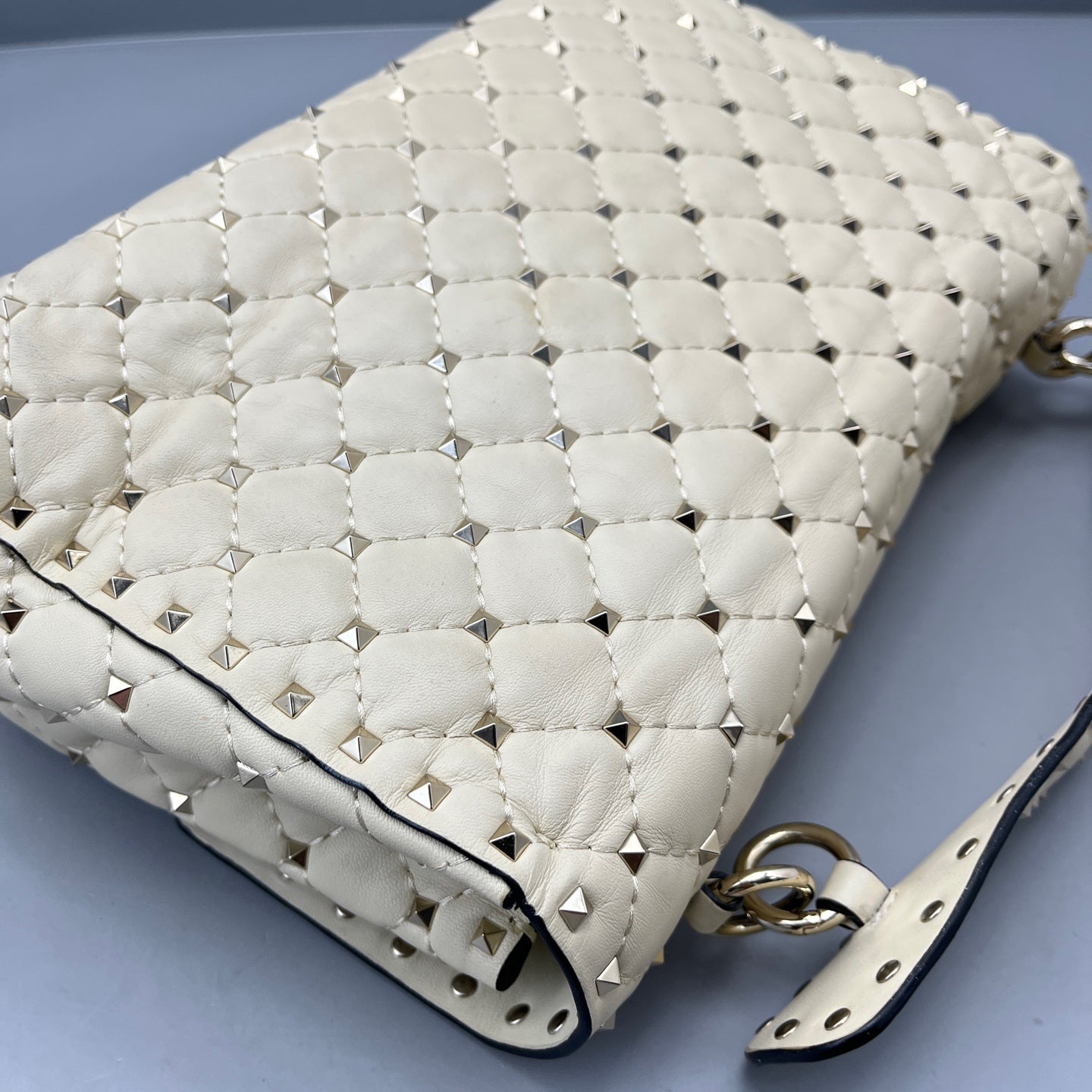 Valentino - Rockstud Messenger Bag - Leather - White - (medium)