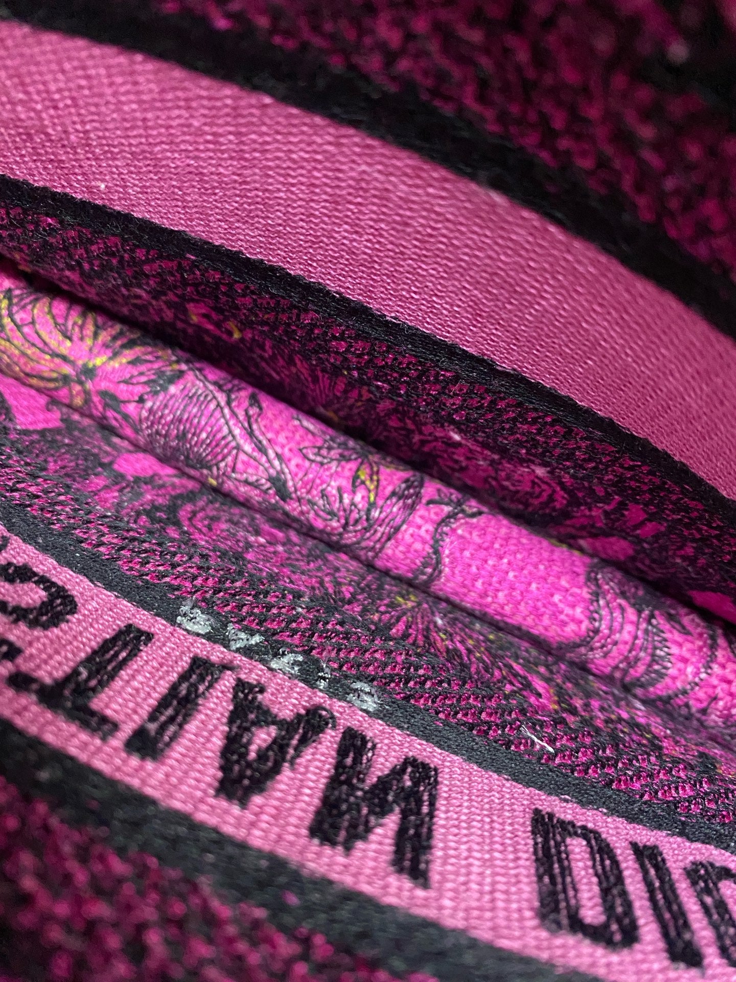 Dior - Book Tote Mini - Embroidered canvas - Pink - (mini)