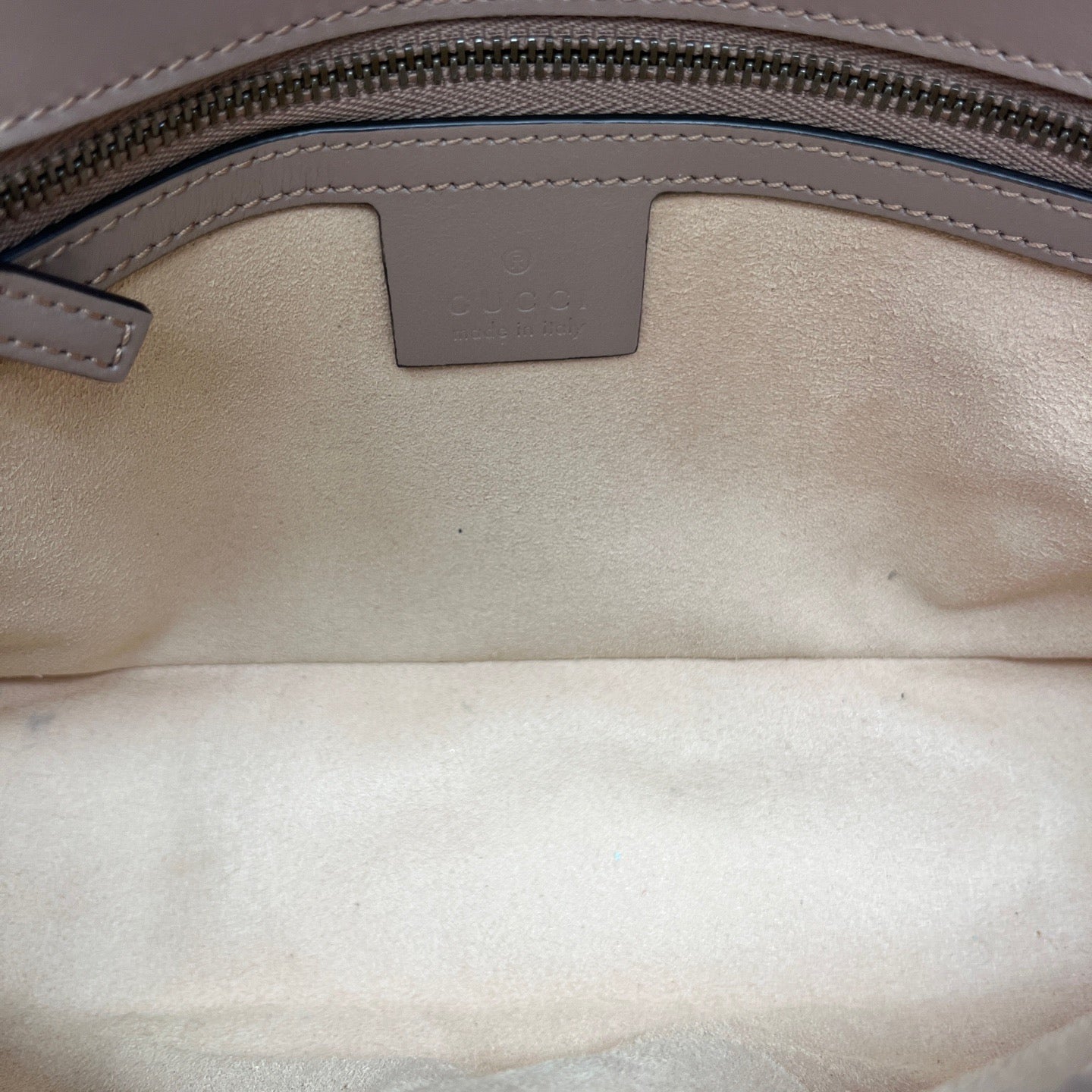 Gucci - GG Marmont Matelassé Shoulder Bag - Leather - Beige - (medium)