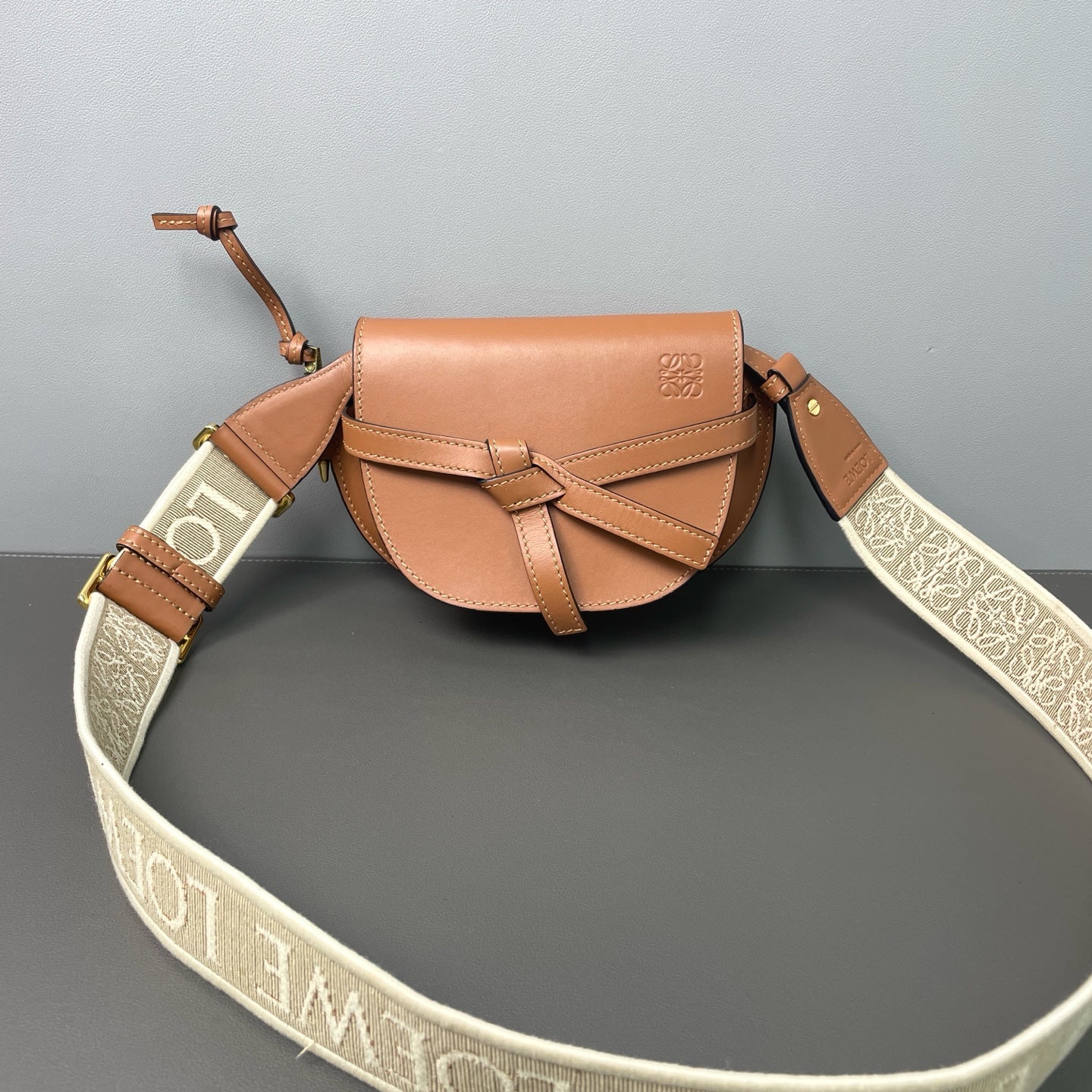 Loewe - Gate Mini Dual Saddle Bag with Wide Strap - Leather - Camel - (mini)