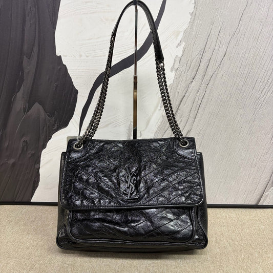Saint Laurent - Niki Large - Oiled waxed calfskin leather - Black with Ruthenium-Tone Hardware - (Large)