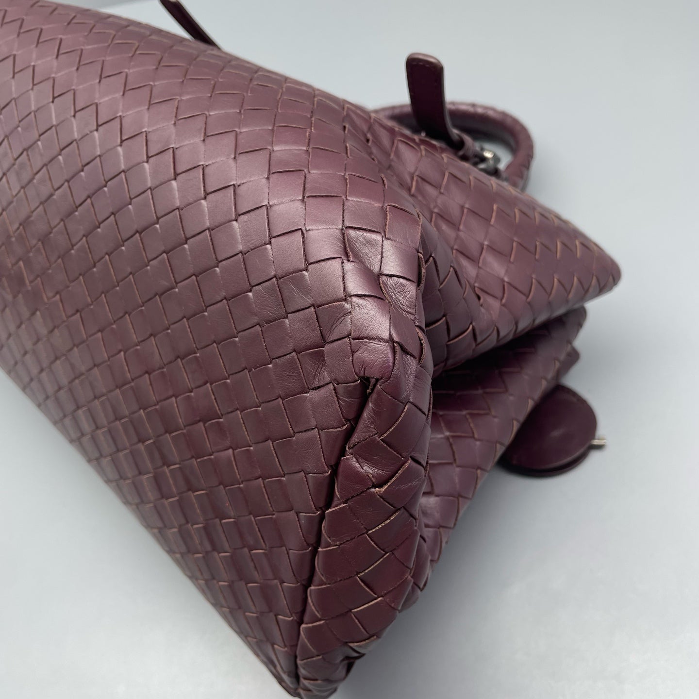 Bottega Veneta - Roma Woven Handbag - Leather - Burgundy - (Medium)