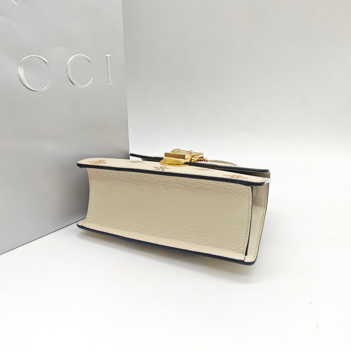 Gucci - Sylvie Small Bee and Star - Grained leather - White - (small)