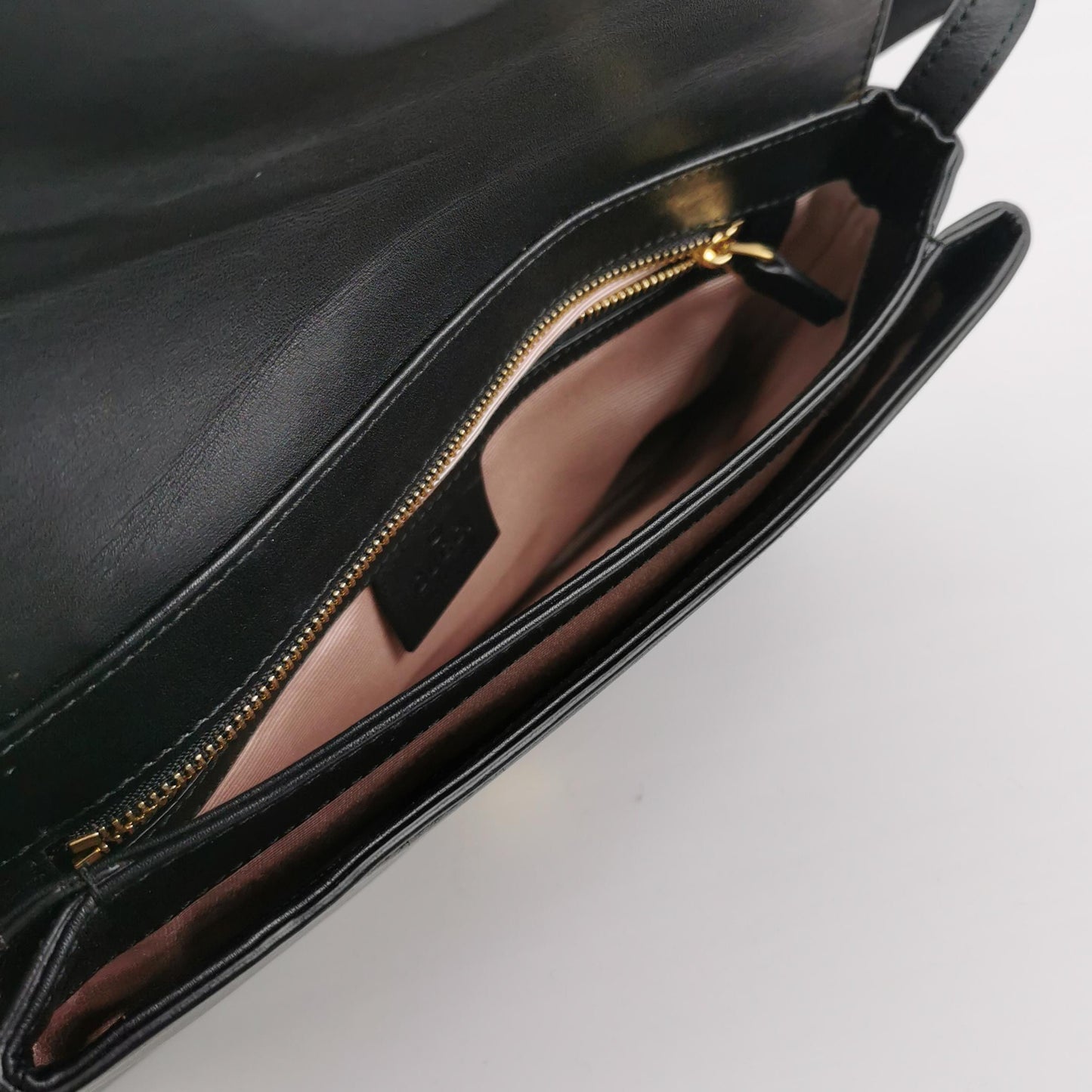 Gucci - Arli Small Shoulder Bag (Style 550129) - Grained leather - Black - (Small)