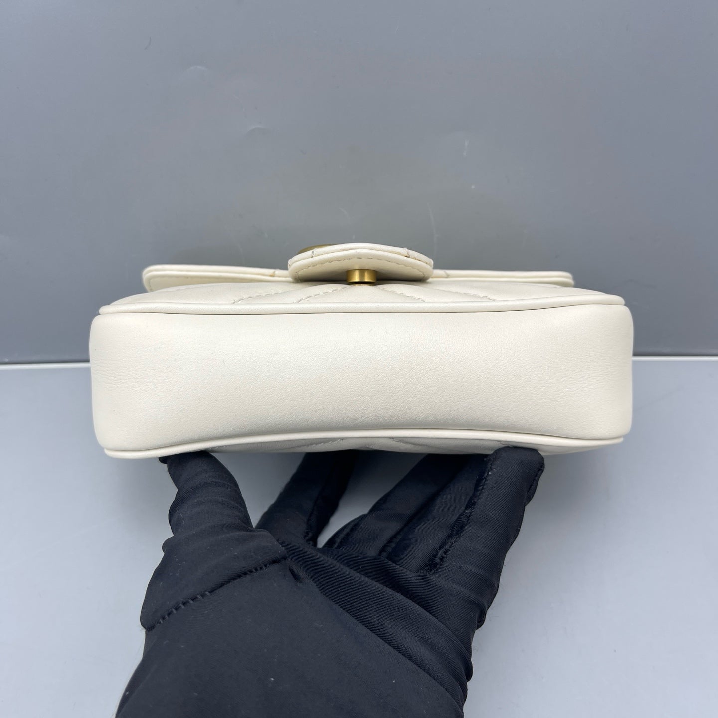 Gucci - Marmont Super Mini - Matelassé leather - White with Gold-Tone Hardware - (mini)