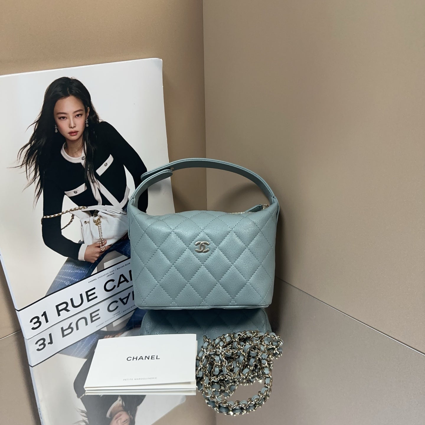 Chanel - Hobo Lunchbox Bag - Grained calfskin leather - Light Green with Gold-Tone Hardware - (mini)