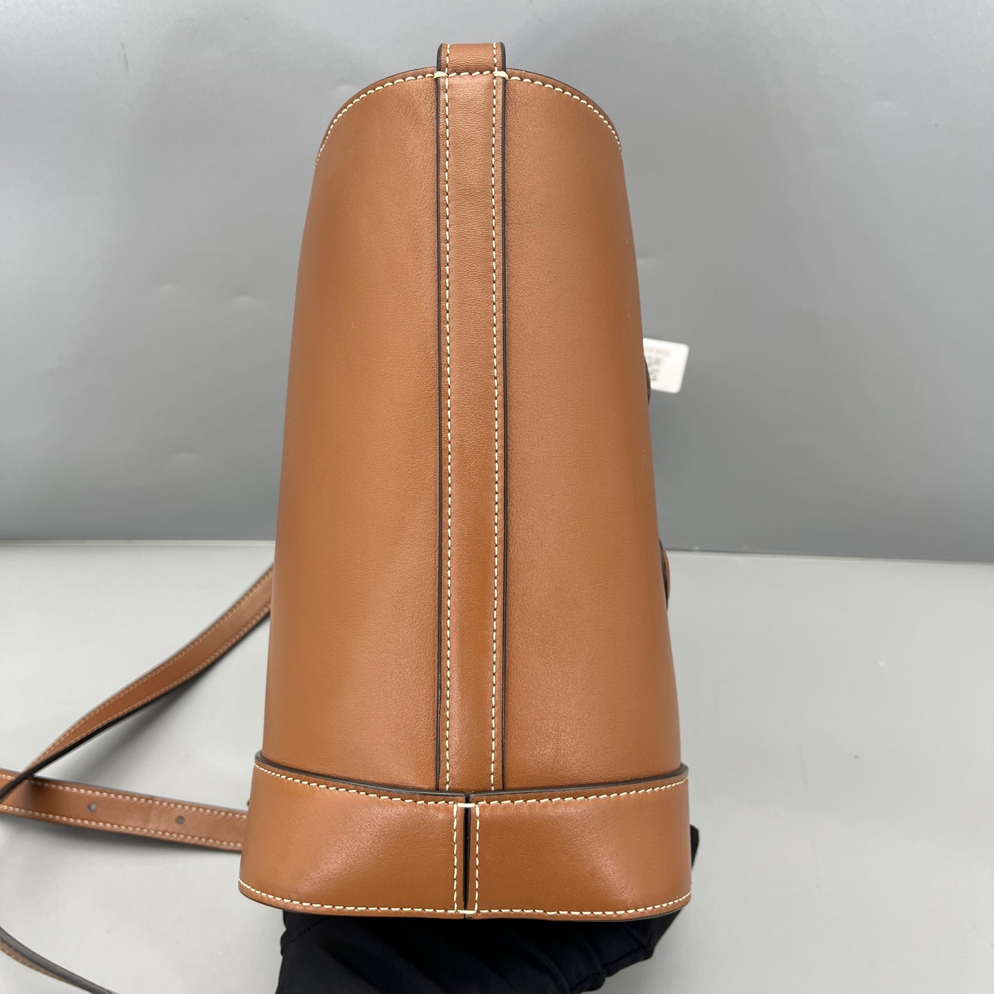 Celine - Triomphe Bucket Bag - Leather - Brown - (medium)