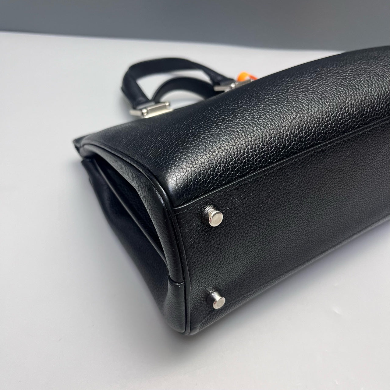 Gucci - Zumi - Pebbled leather - Black - (medium)