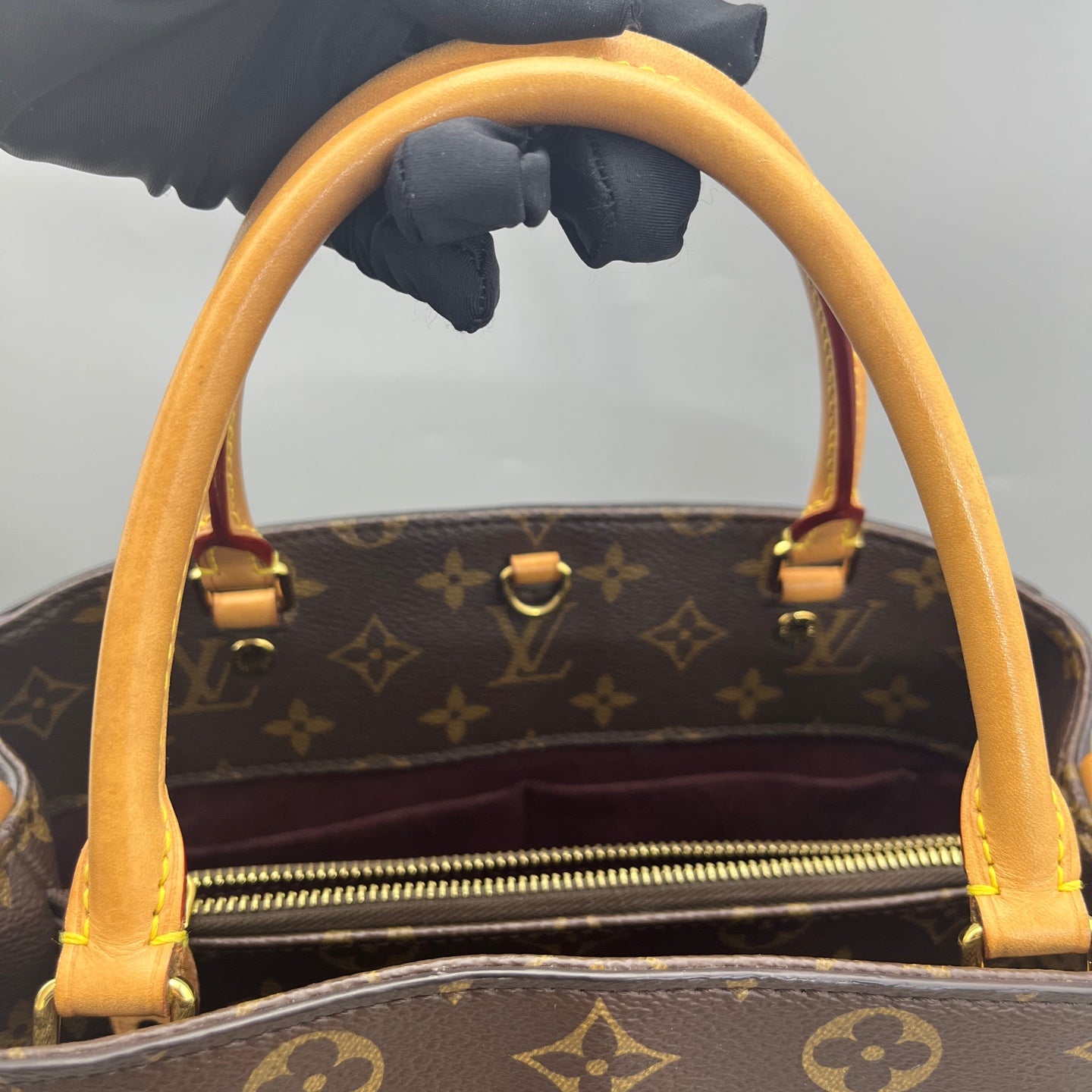 Louis Vuitton - Montaigne GM - Monogram coated canvas with Vachetta leather trim - Brown - (Large)
