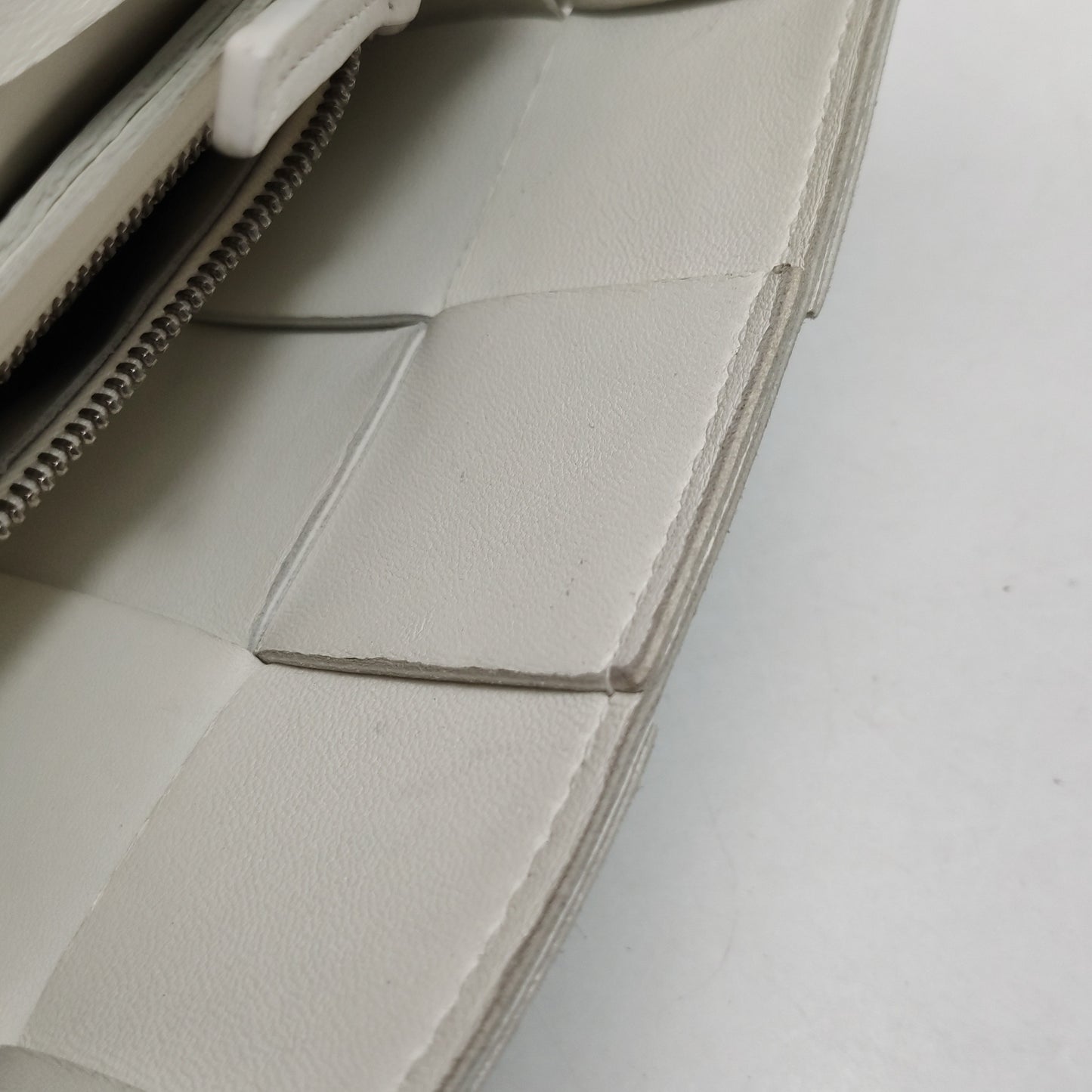 Bottega Veneta - Cassette Bag - Lambskin leather - White - (medium)