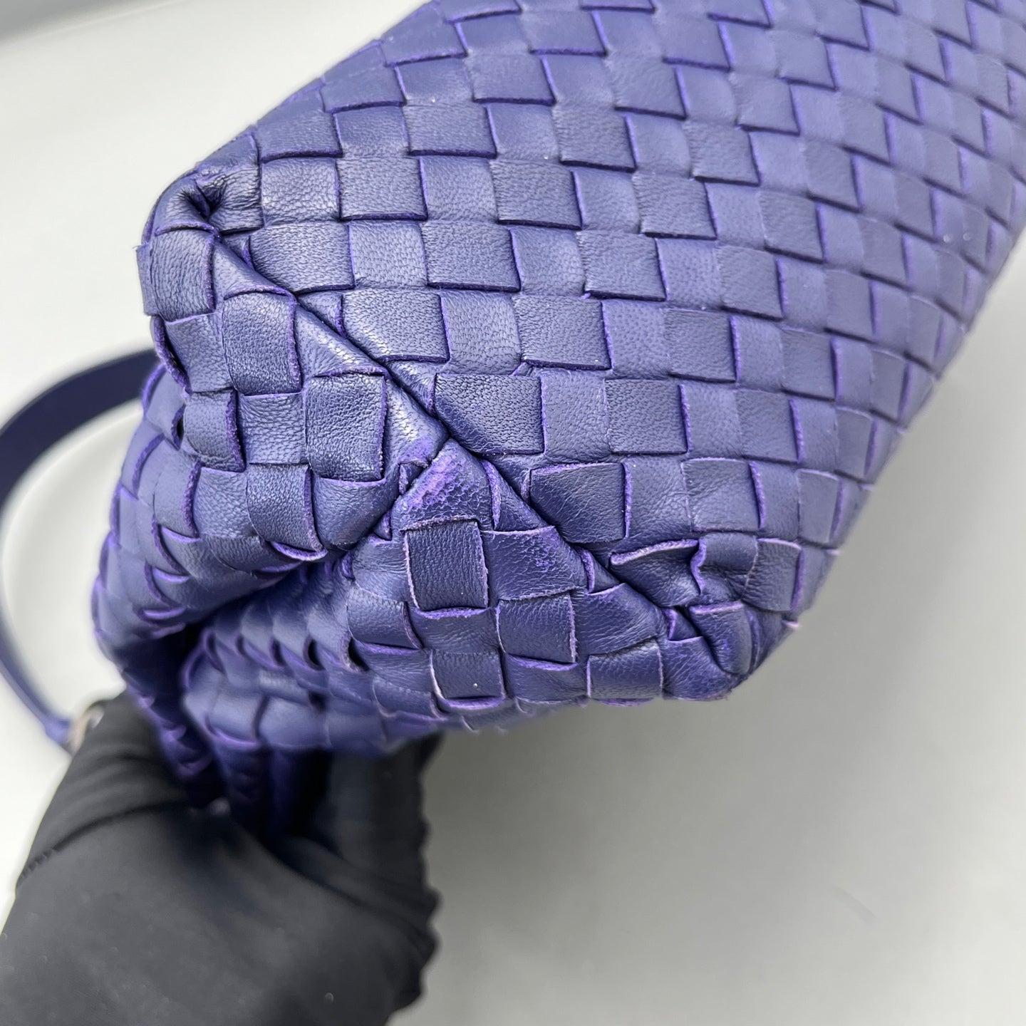 Bottega Veneta - Intrecciato Flap Shoulder Bag - Leather - Purple - (Medium)