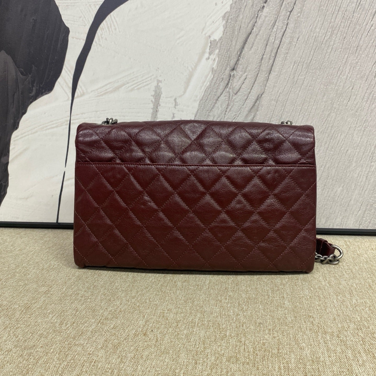 Chanel - Mumbai Collection Palace Buckle Flap Bag - Oiled wax leather - Burgundy - (Medium)