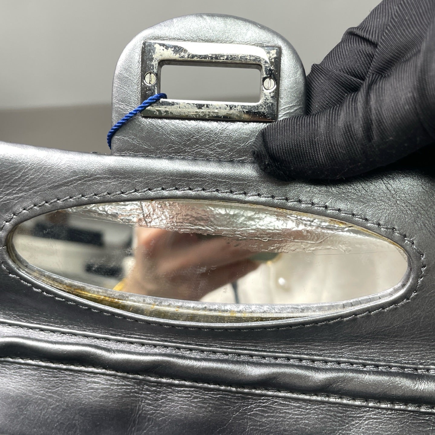 Chanel - 2.55 Flap Baguette - Pearlescent cowhide leather - Silver - (small)