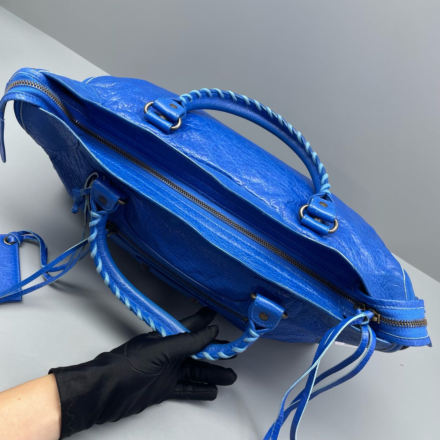 Balenciaga - City Bag - Lambskin leather - Blue - (medium)