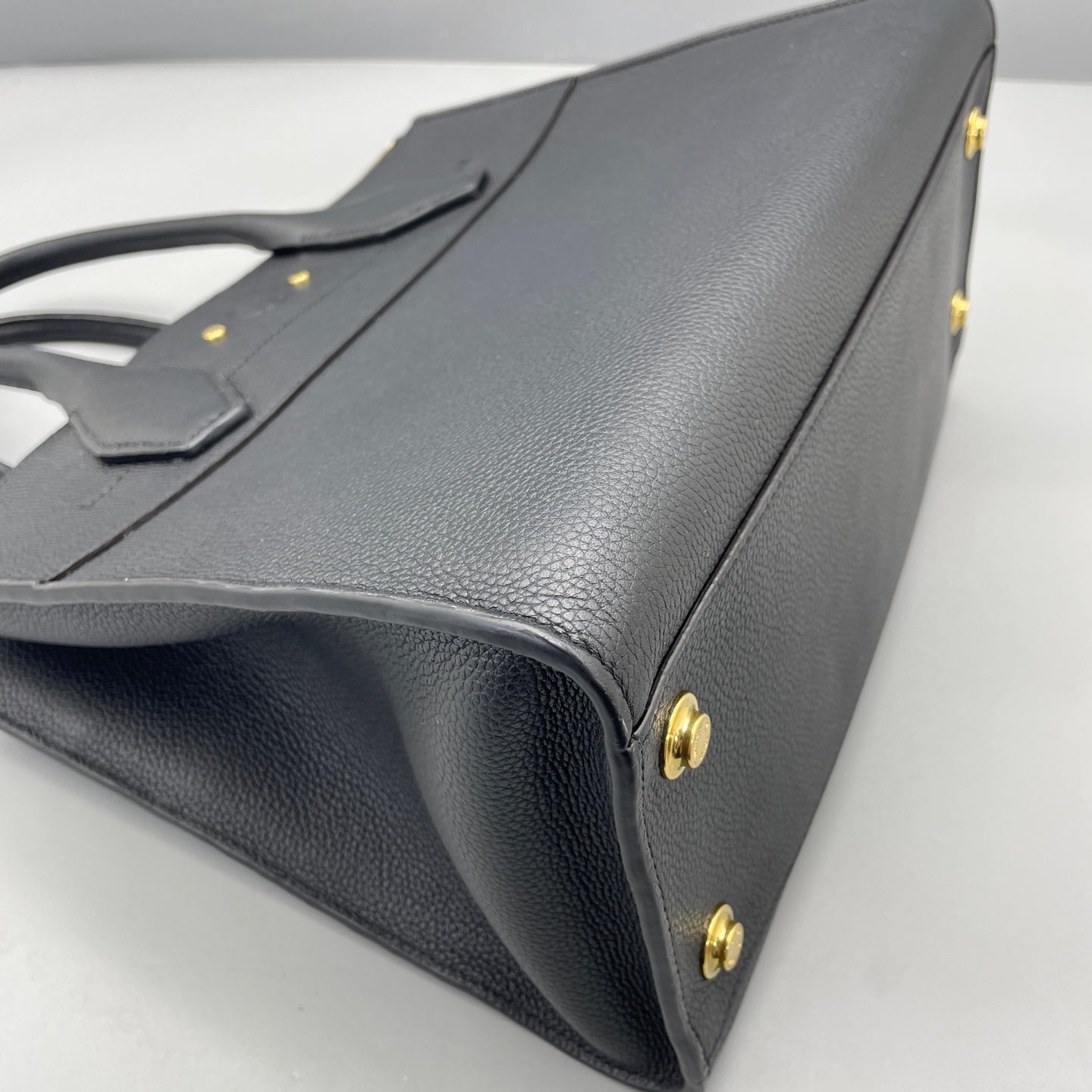 Louis Vuitton - City Steamer Medium - Taurillon leather - Black - (medium)