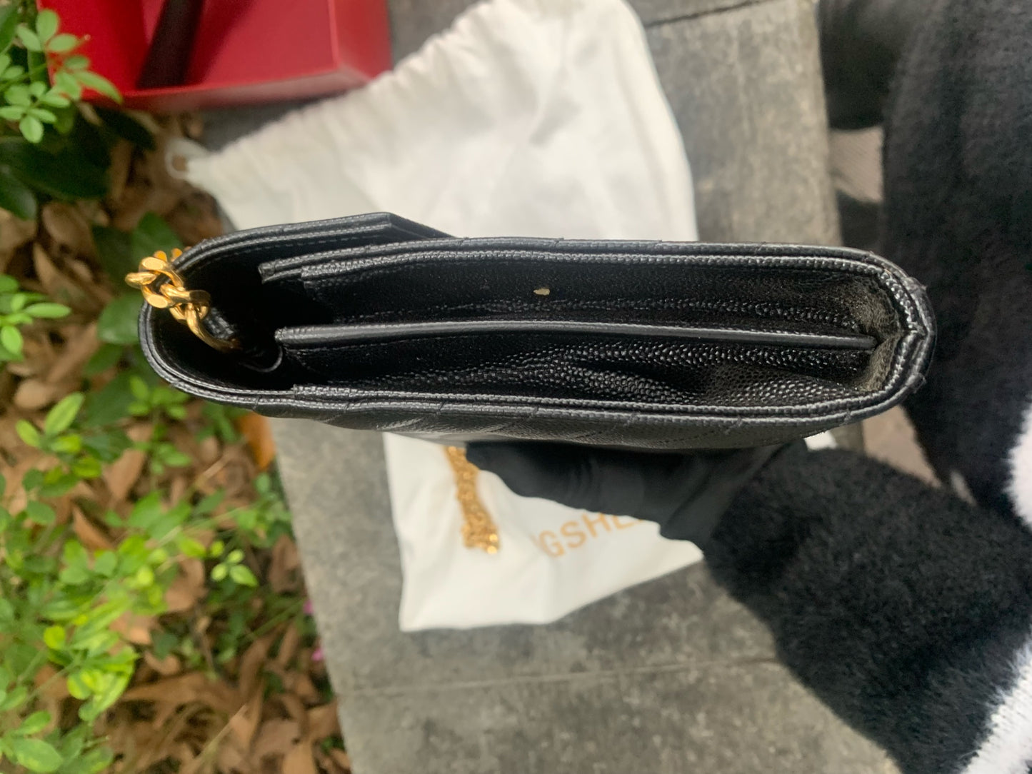 Saint Laurent - Kate Envelope Chain Wallet - Grained leather - Black with Gold-Tone Hardware - (Small)