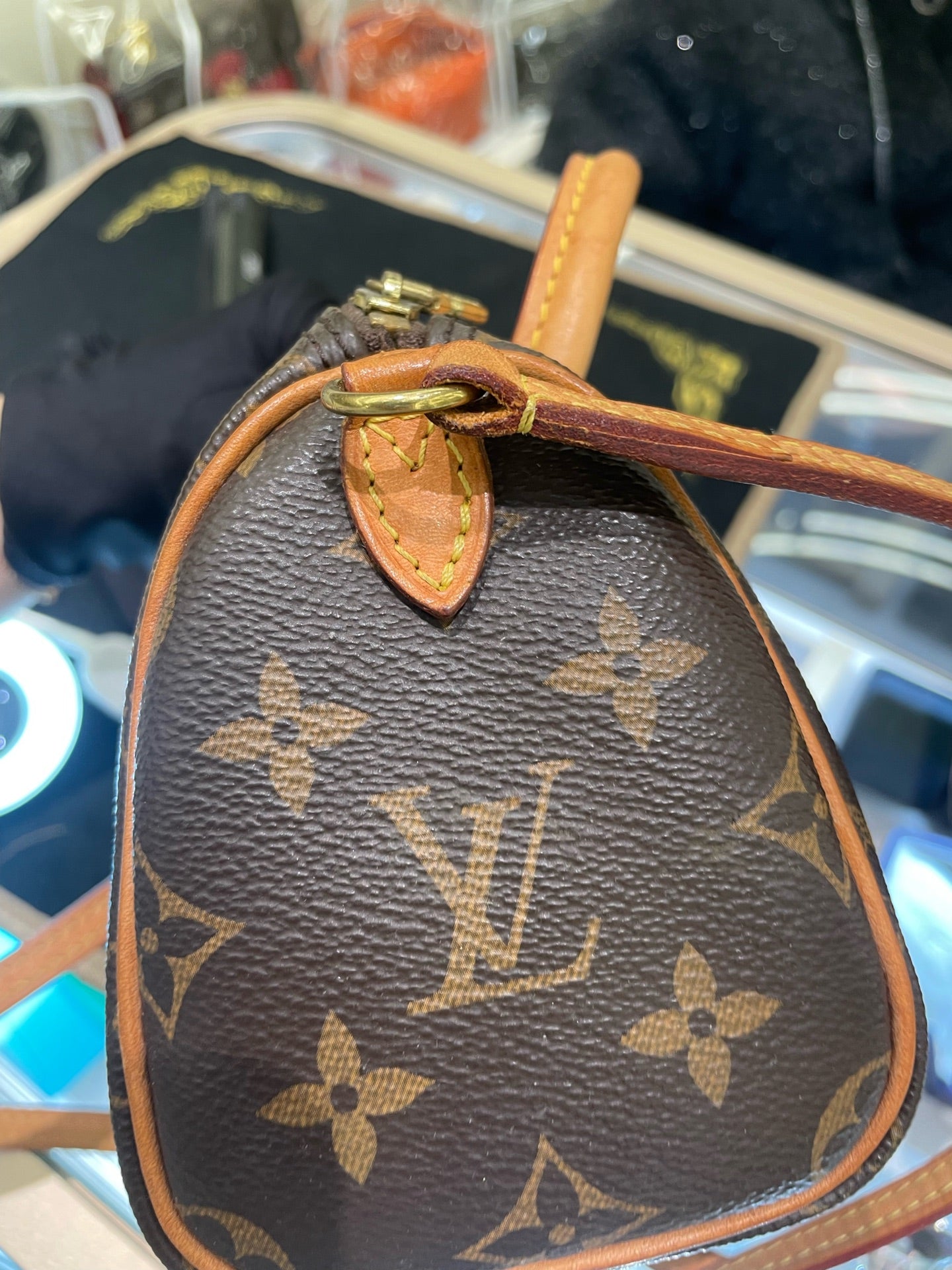 Louis Vuitton - Speedy Nano - Monogram coated canvas with natural cowhide leather trim - Brown - (mini)