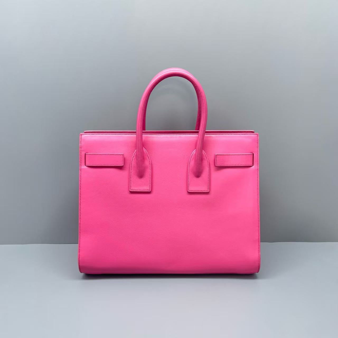 Saint Laurent - Sac de Jour Handbag - Leather - Pink - (Medium)
