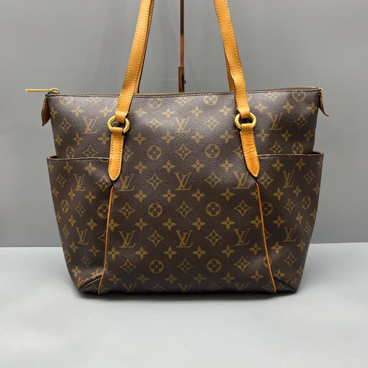 Louis Vuitton - Totally - Monogram coated canvas with natural vachetta leather trim - Brown - (medium)