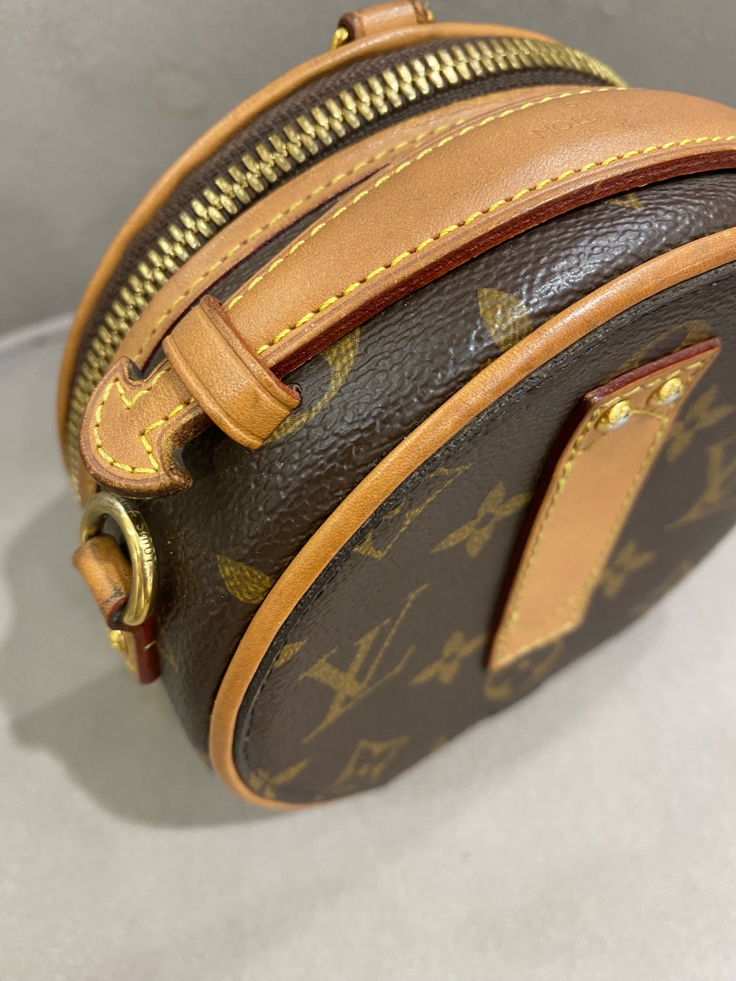 Louis Vuitton - Mini Boîte Chapeau - Monogram coated canvas and Vachetta leather - Brown - (mini)