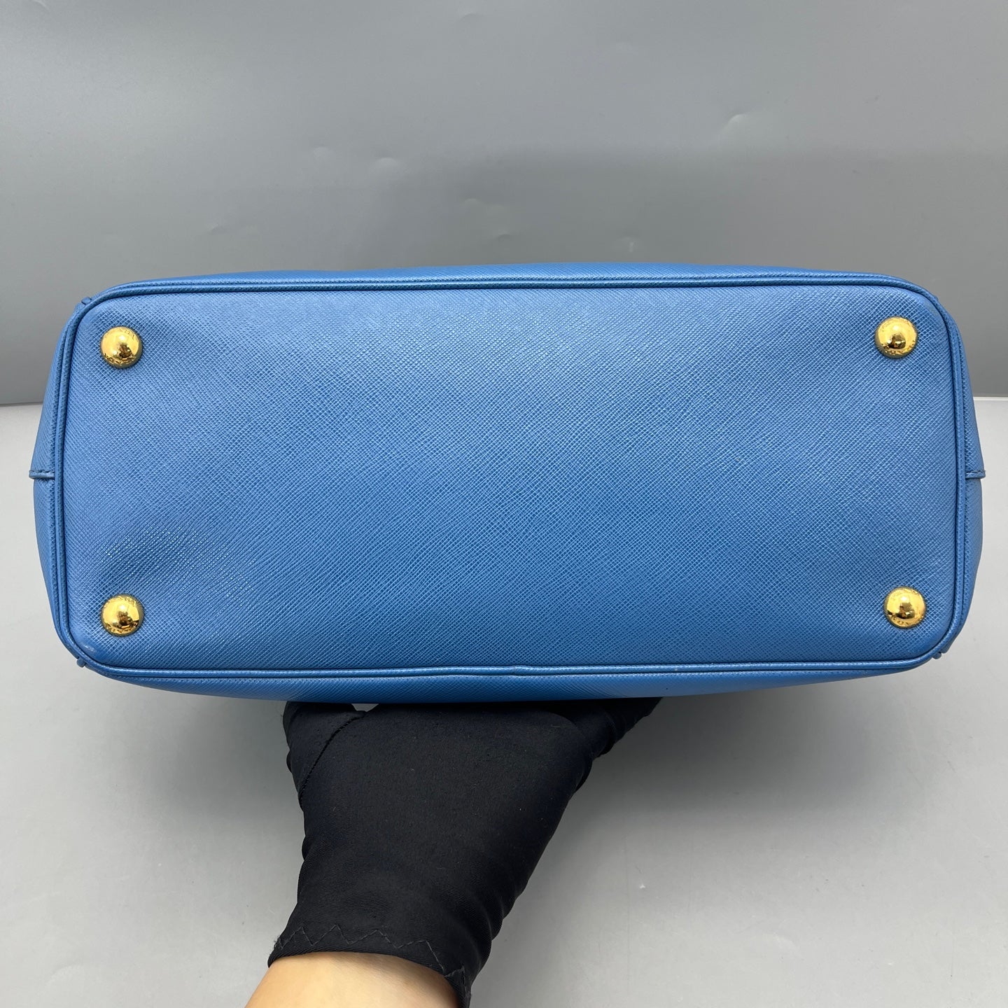 Prada - Saffiano Lux Tote - Leather - Blue - (medium)