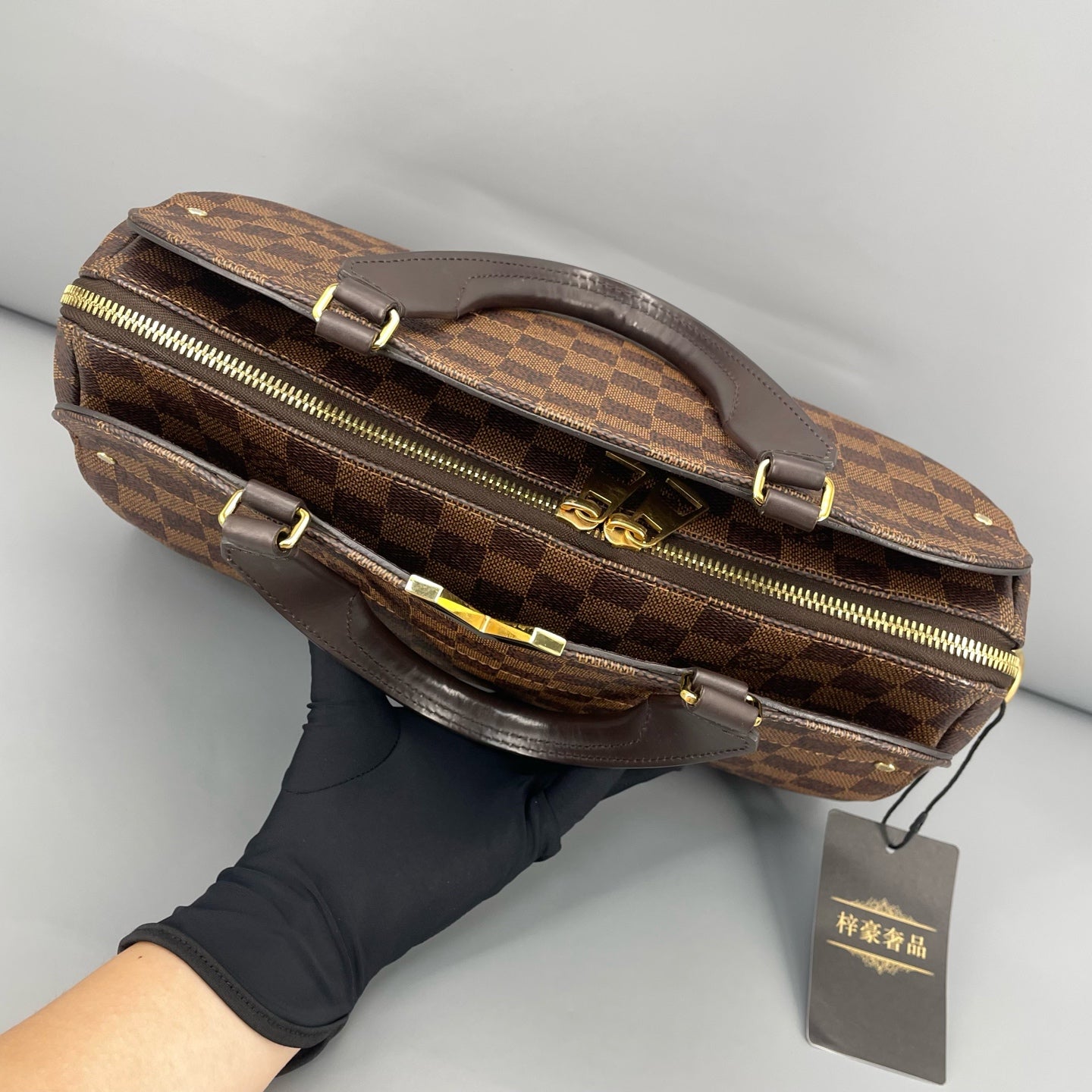Louis Vuitton - Kensington Bowling - Coated canvas with leather trim - Brown - (medium)