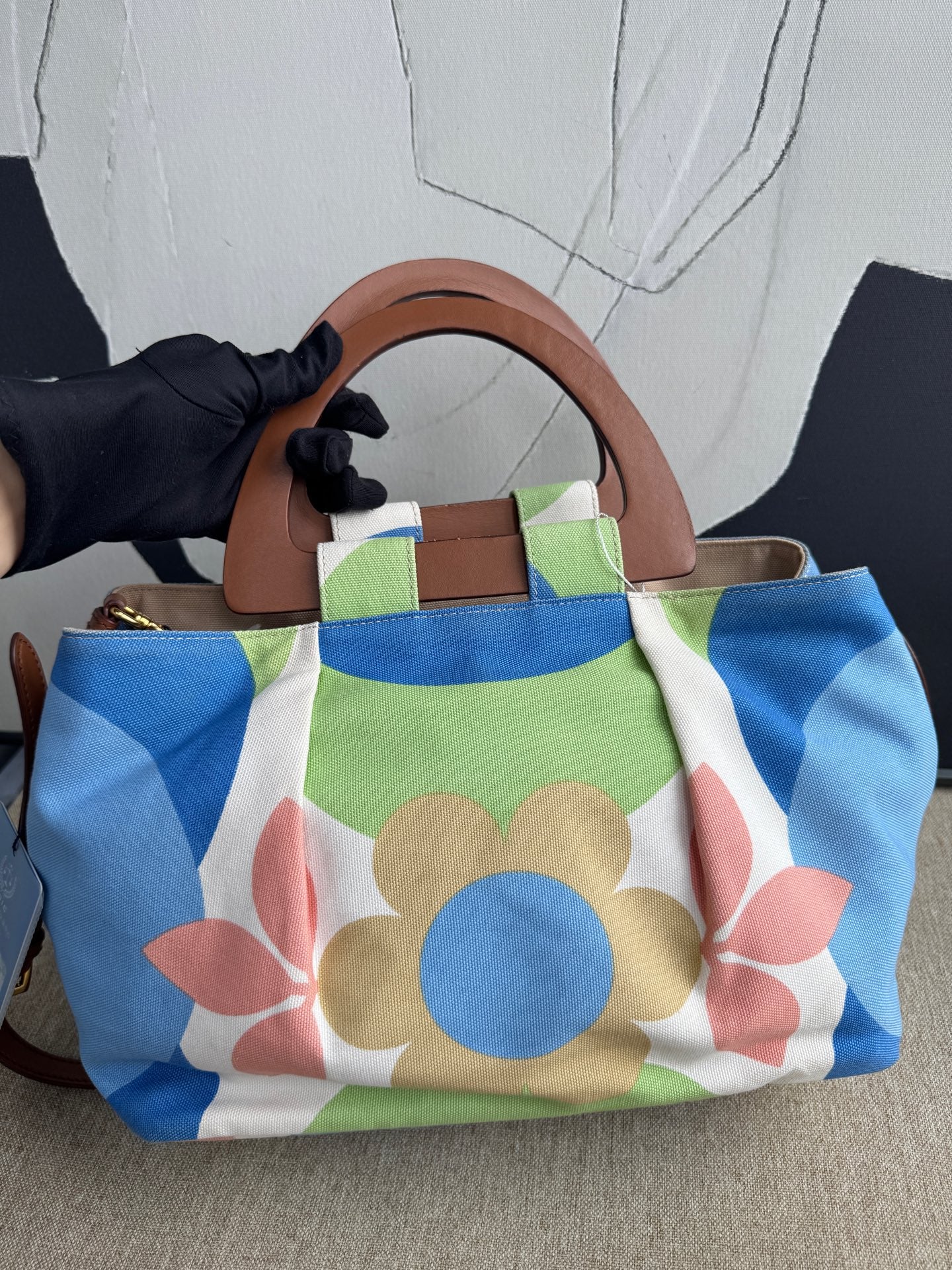 MiuMiu - Canapa Flowers Tote - Cotton canvas with leather trim and wooden handles - Multicolour - (Medium)