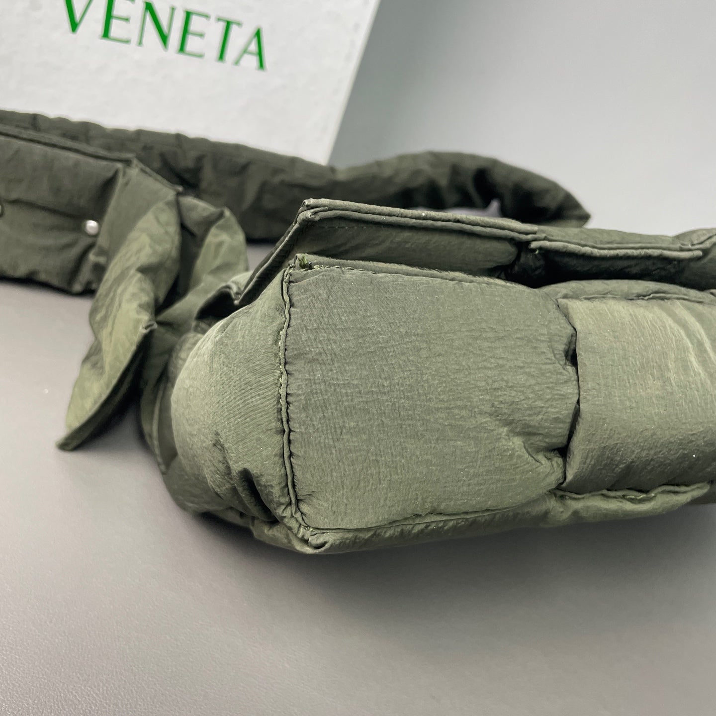 Bottega Veneta - Padded Tech Cassette - Polyamide nylon - Dark Green - (medium)