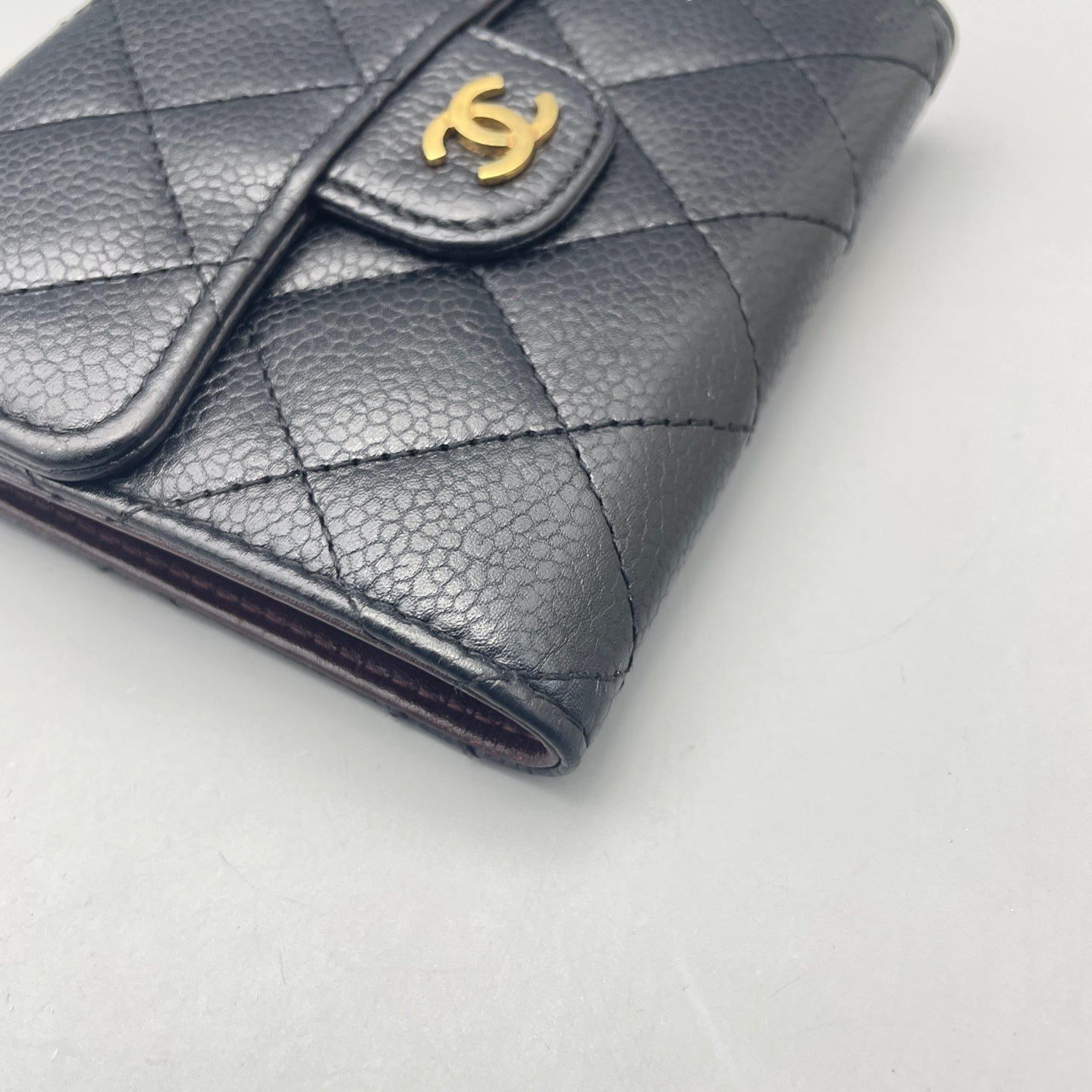 Chanel - Classic Flap Trifold Wallet A6988 - Caviar leather - Black - (Small)