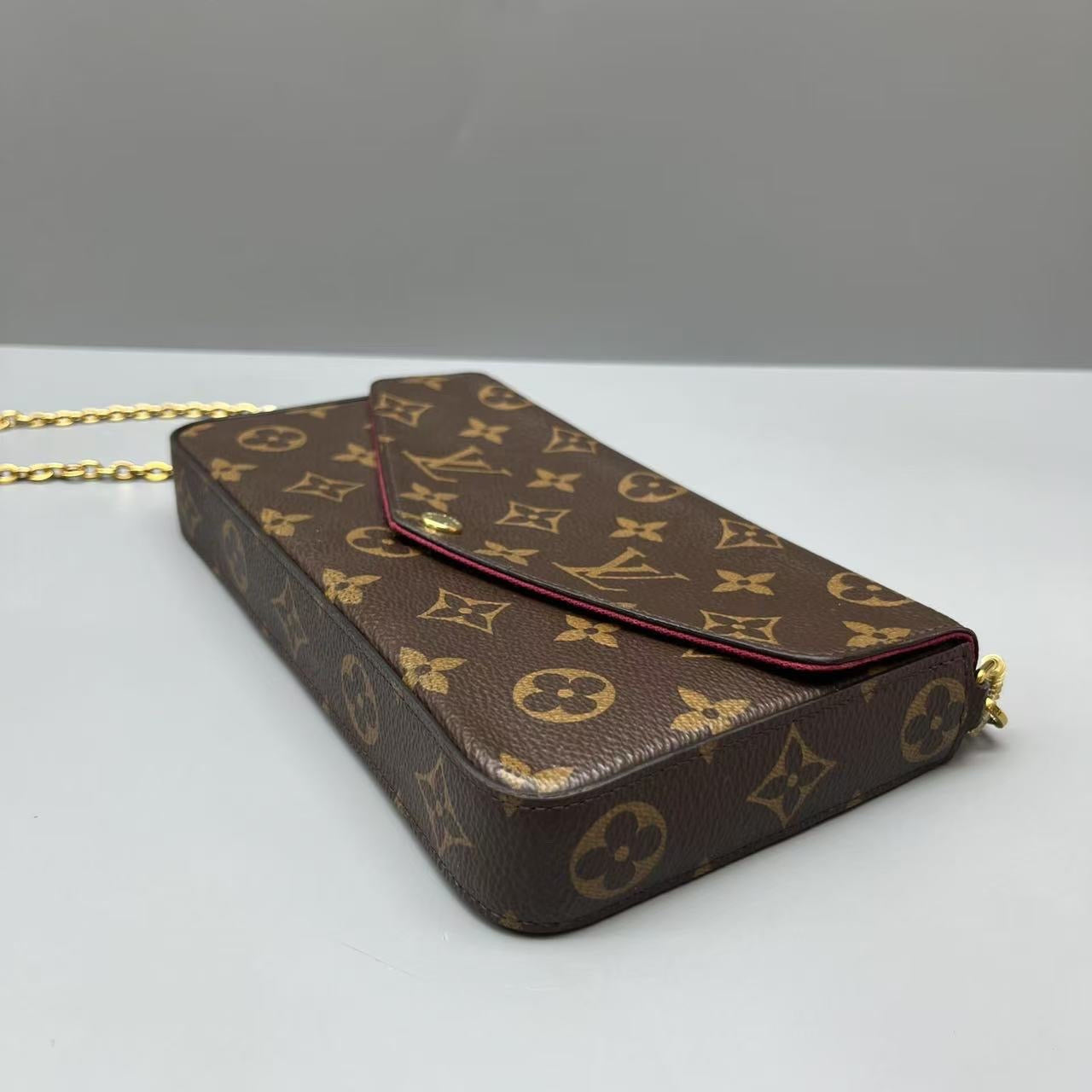 Louis Vuitton - Félicie Pochette - Monogram coated canvas with leather trim and textile lining - Brown - (mini)