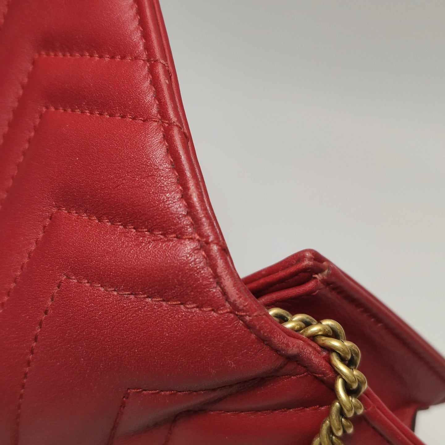 Gucci - GG Marmont Matelassé Heart Wallet on Chain - Matelassé leather - Red with Gold-Tone Hardware - (mini)