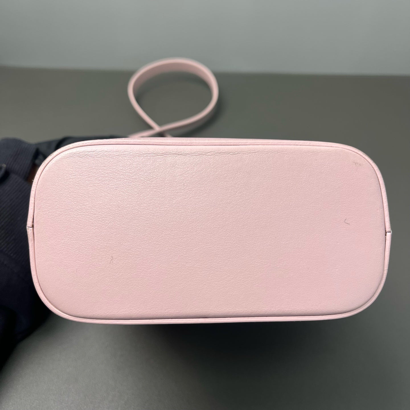 Celine - Triomphe Mini Bucket Bag - Calfskin leather - Pink - (mini)
