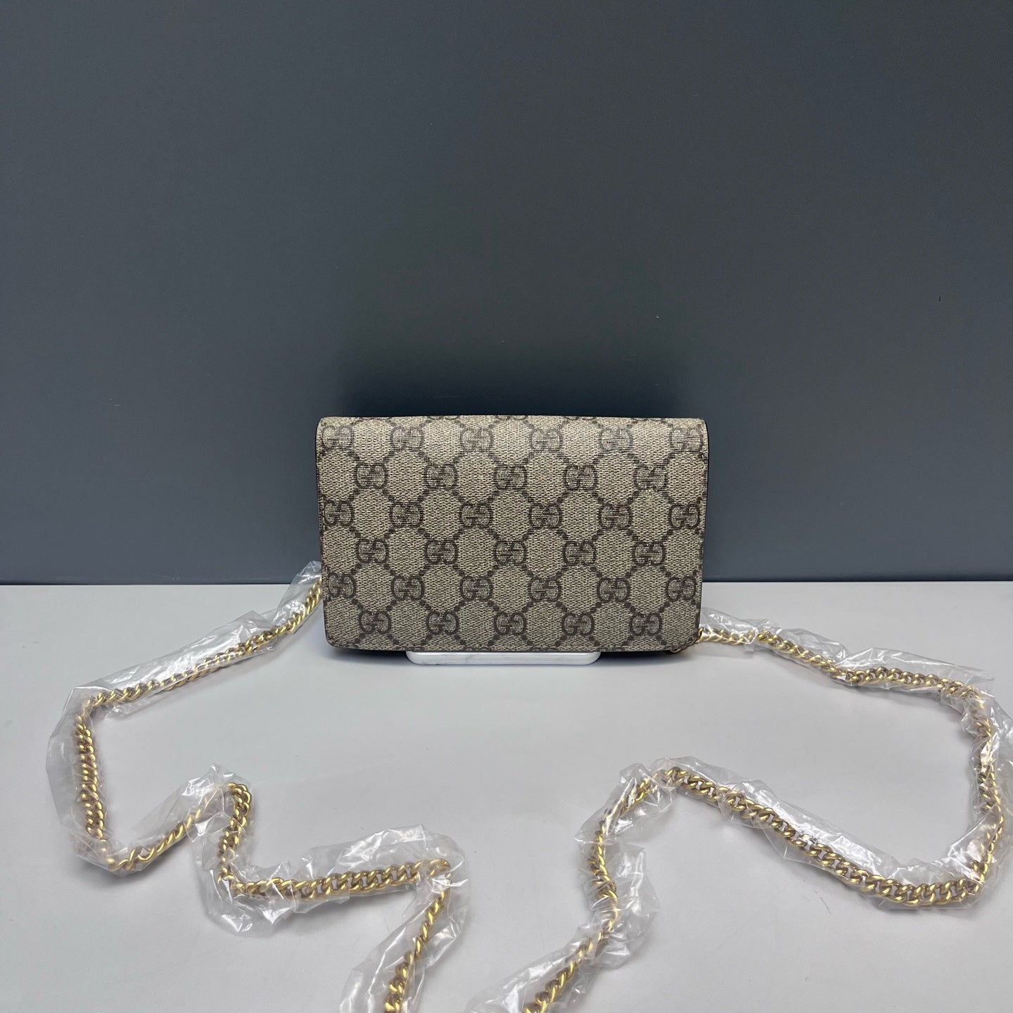Gucci - GG Supreme Cherry Wallet on Chain (WOC) - Coated canvas with leather trim - Multicolour - (mini)