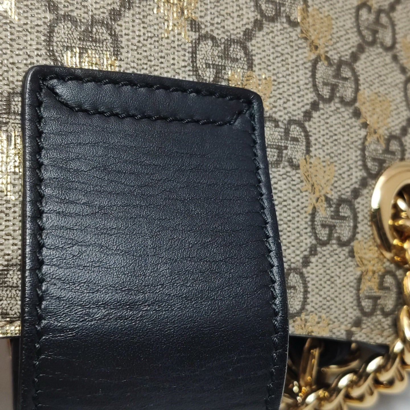 Gucci - Padlock GG Supreme Bee Shoulder Bag - GG Supreme coated canvas with leather trim - Multicolour - (Medium)