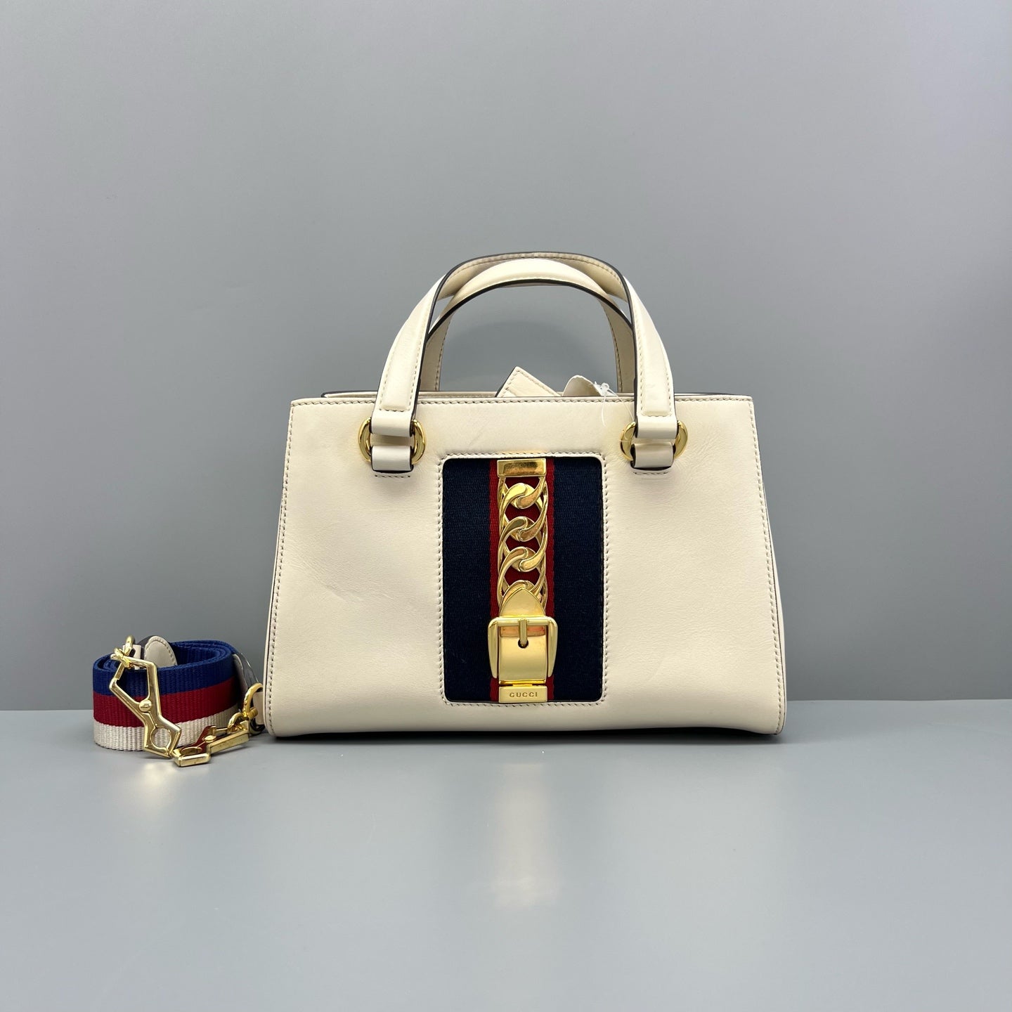 Gucci - Sylvie Top Handle Bag - Leather - White - (small)