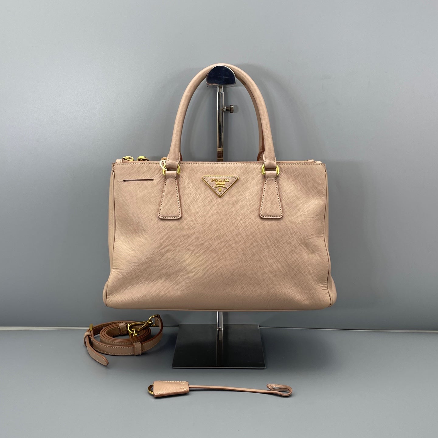 Prada - Galleria - Saffiano leather - Beige - (medium)