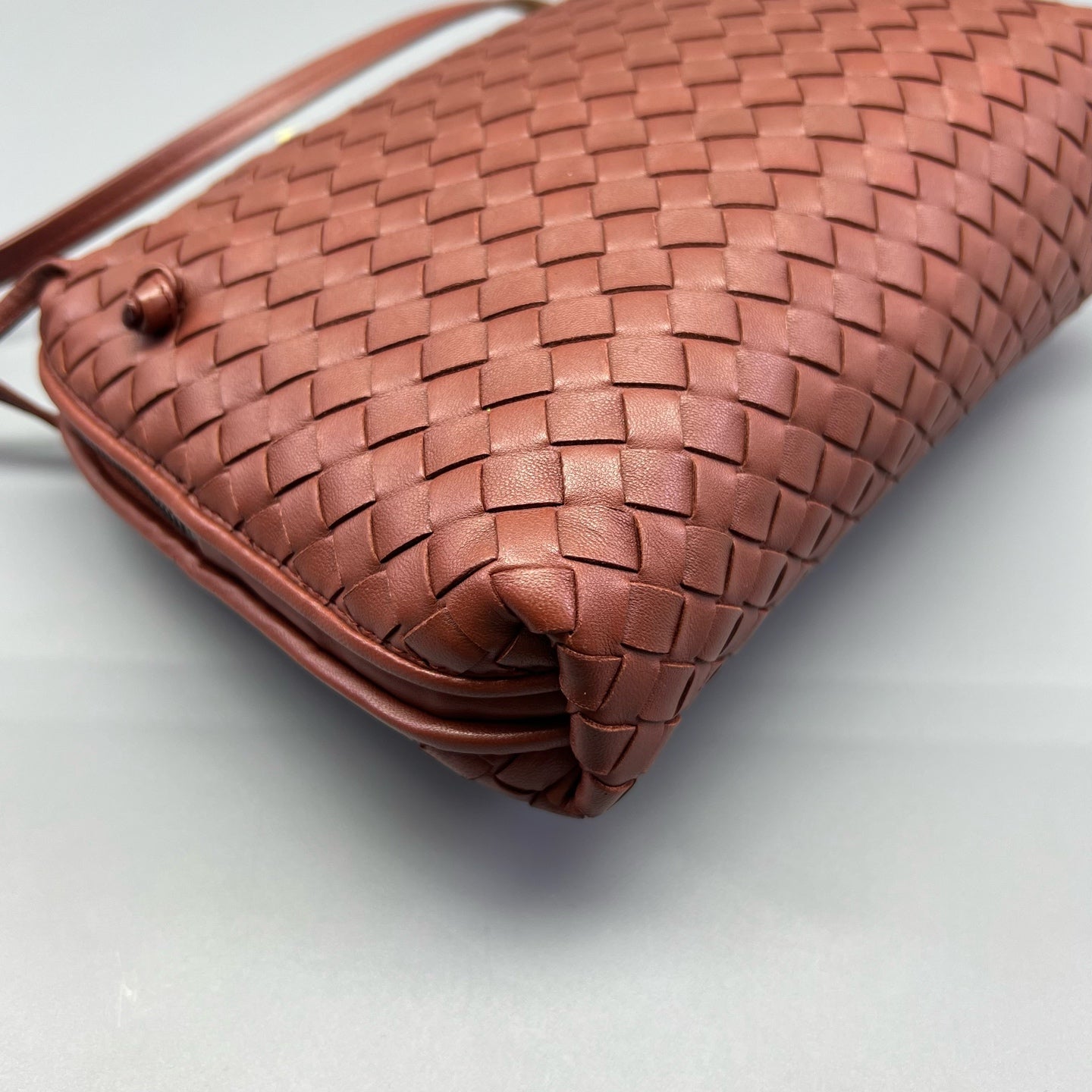 Bottega Veneta - Intrecciato Camera Bag - Leather - Red - (small)