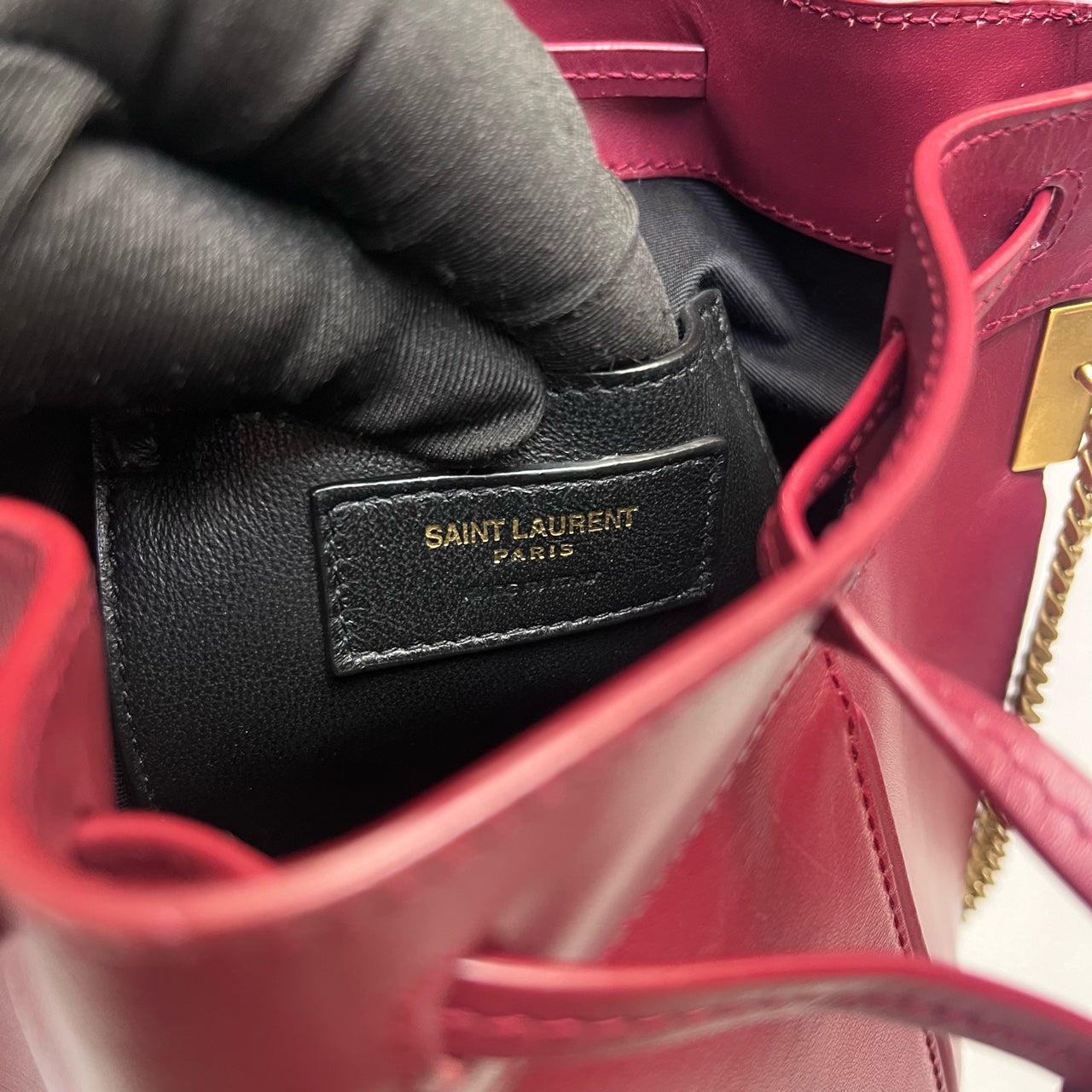 Saint Laurent - Chain Bucket Bag - Leather - Red - (medium)