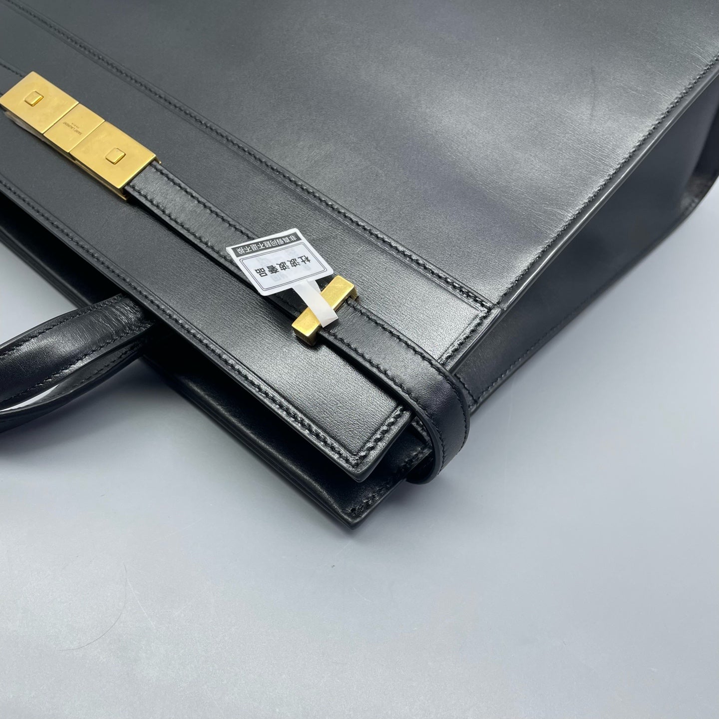 Saint Laurent - Manhattan - Smooth calfskin leather - Black - (Medium)