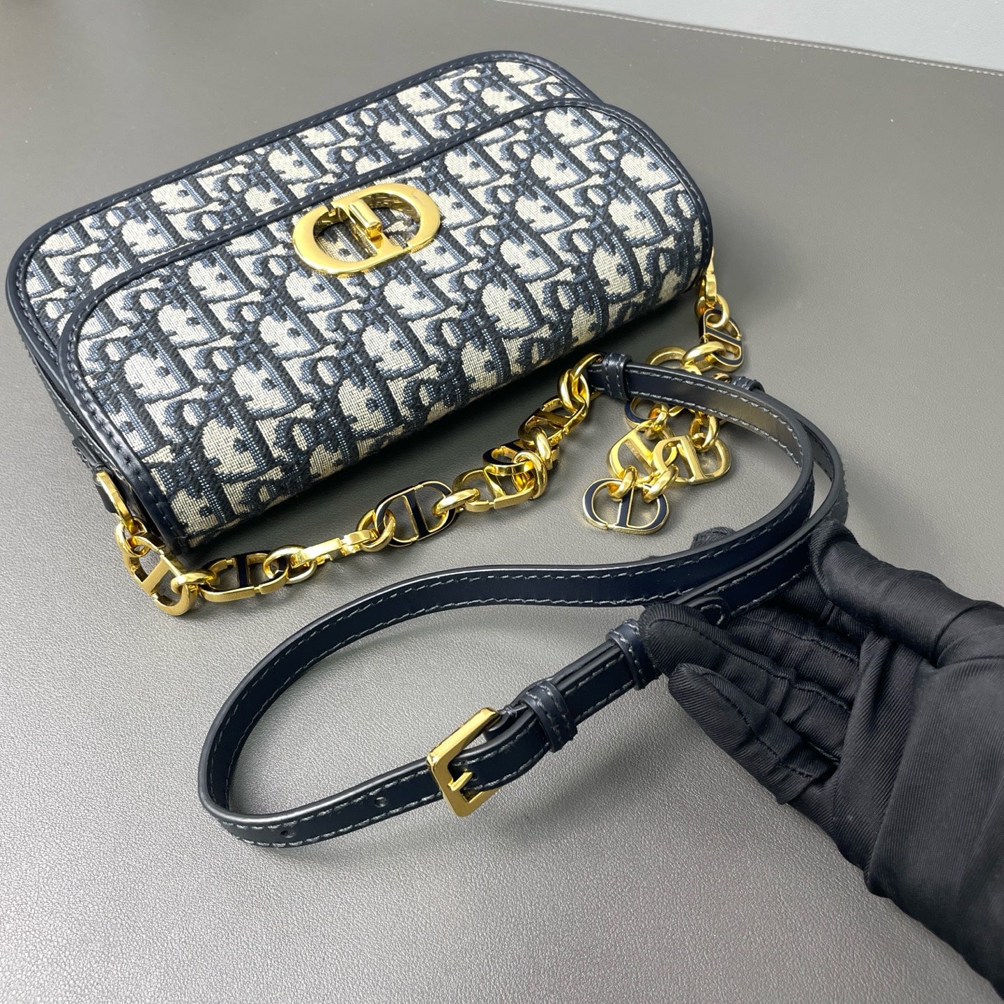 Dior - Montaigne Avenue Oblique Chain Bag - Oblique canvas with leather trim - Blue - (mini)
